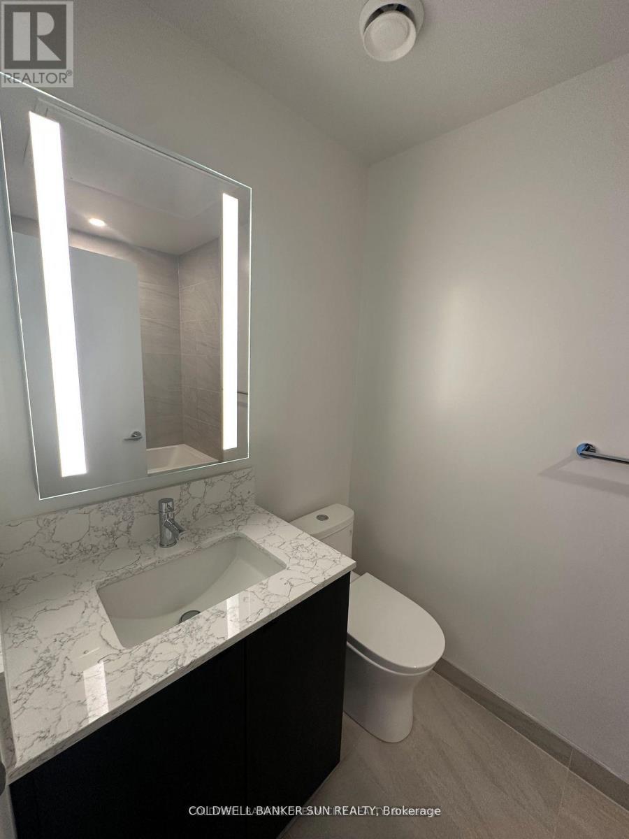 525 - 270 Dufferin Street S, Toronto, ON - Indoor Photo Showing Bathroom