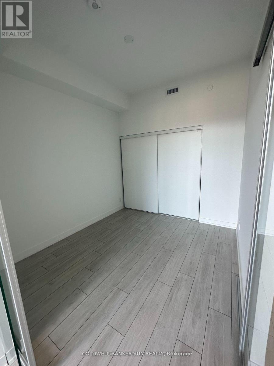 525 - 270 Dufferin Street S, Toronto, ON - Indoor Photo Showing Other Room