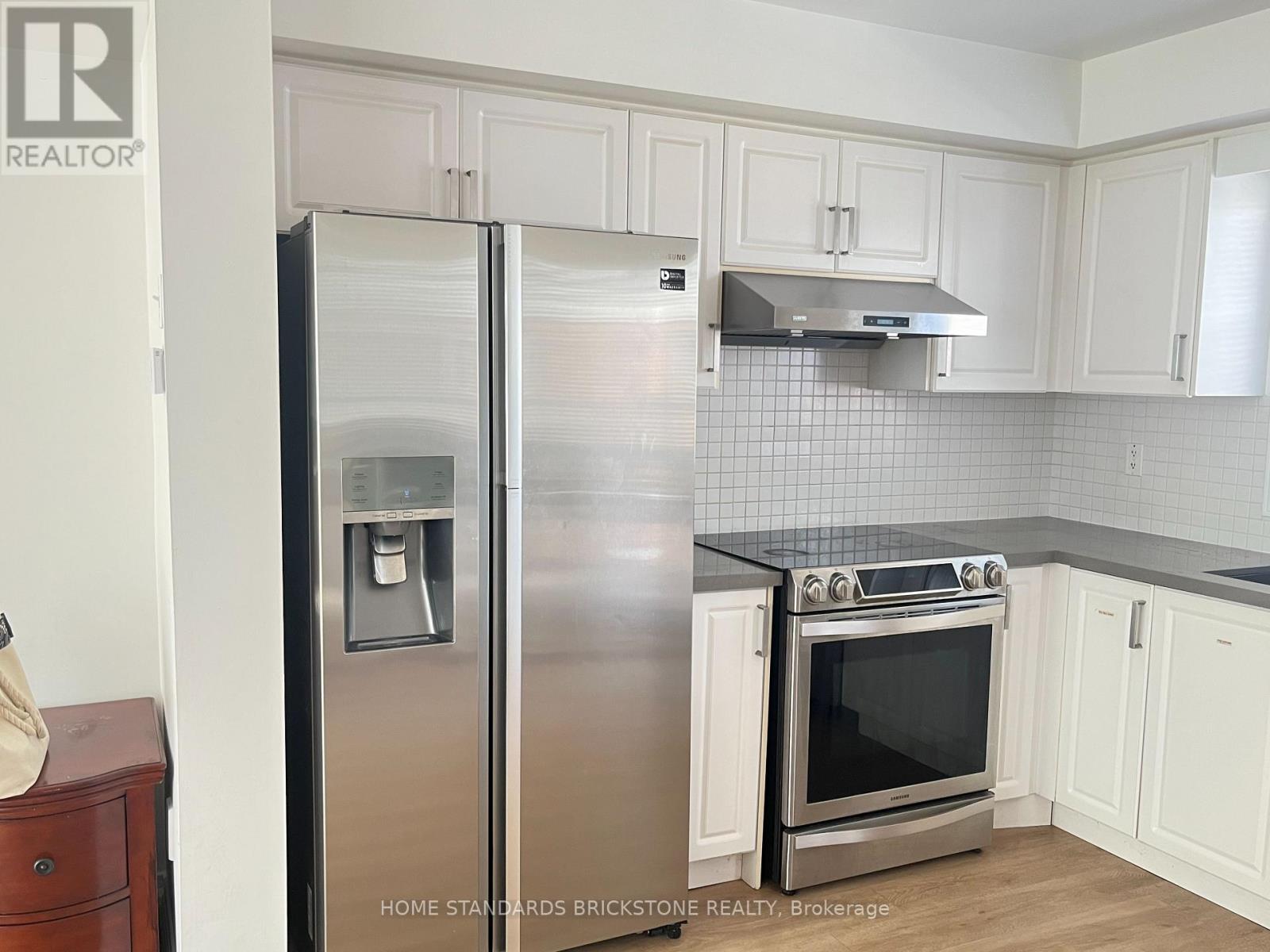 02 - 159 Tenth Street, Toronto, ON - Indoor Photo Showing Kitchen With Stainless Steel Kitchen With Upgraded Kitchen