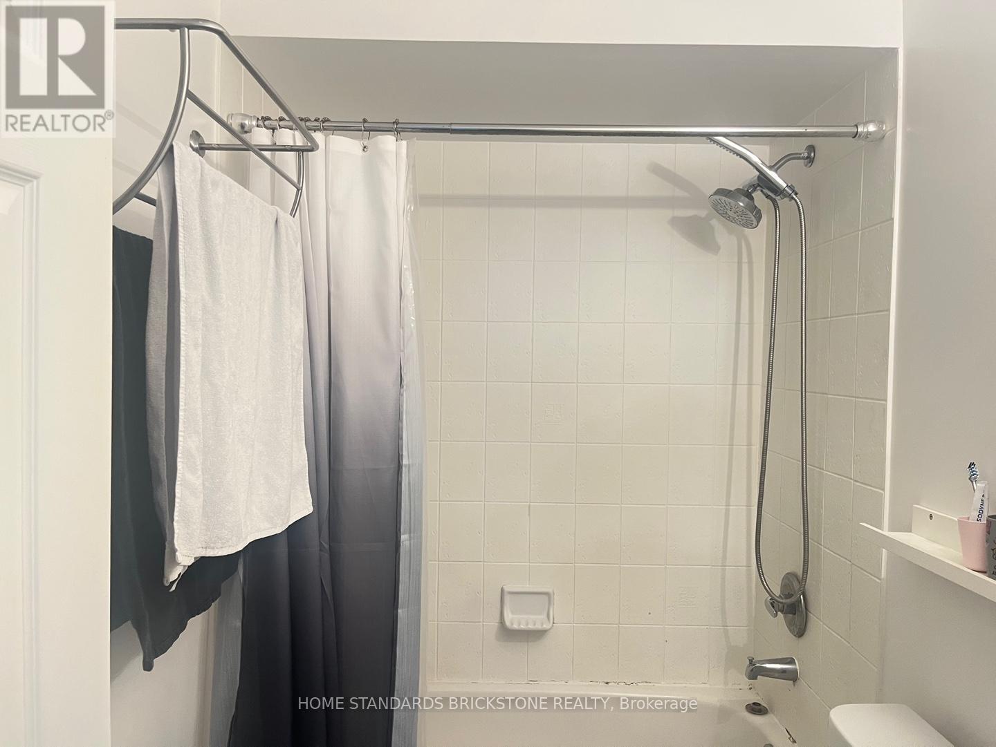 02 - 159 Tenth Street, Toronto, ON - Indoor Photo Showing Bathroom