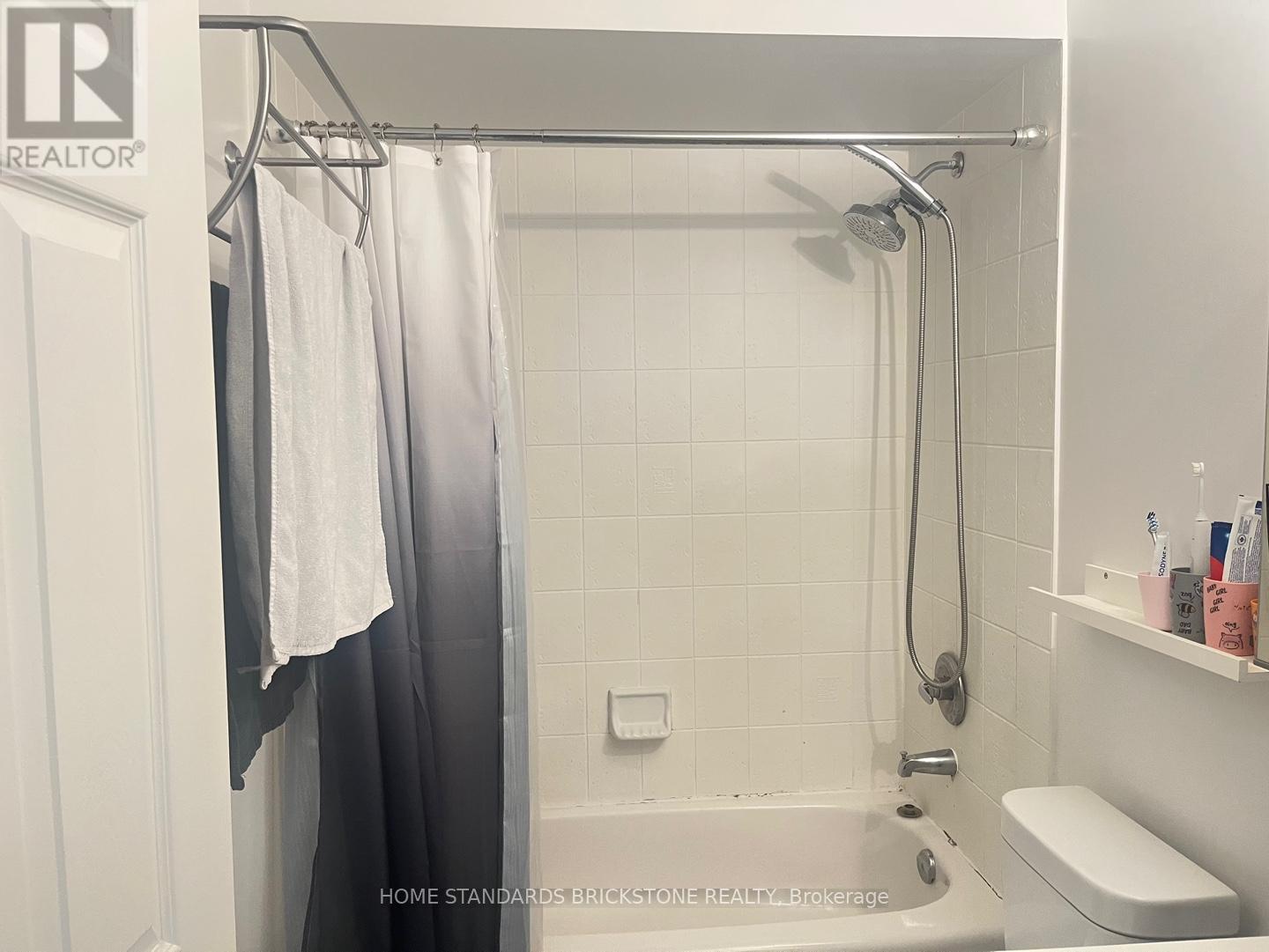 02 - 159 Tenth Street, Toronto, ON - Indoor Photo Showing Bathroom