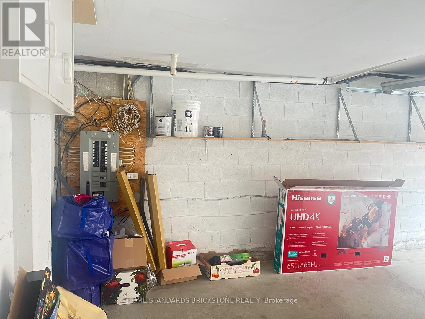 02 - 159 Tenth Street, Toronto, ON - Indoor