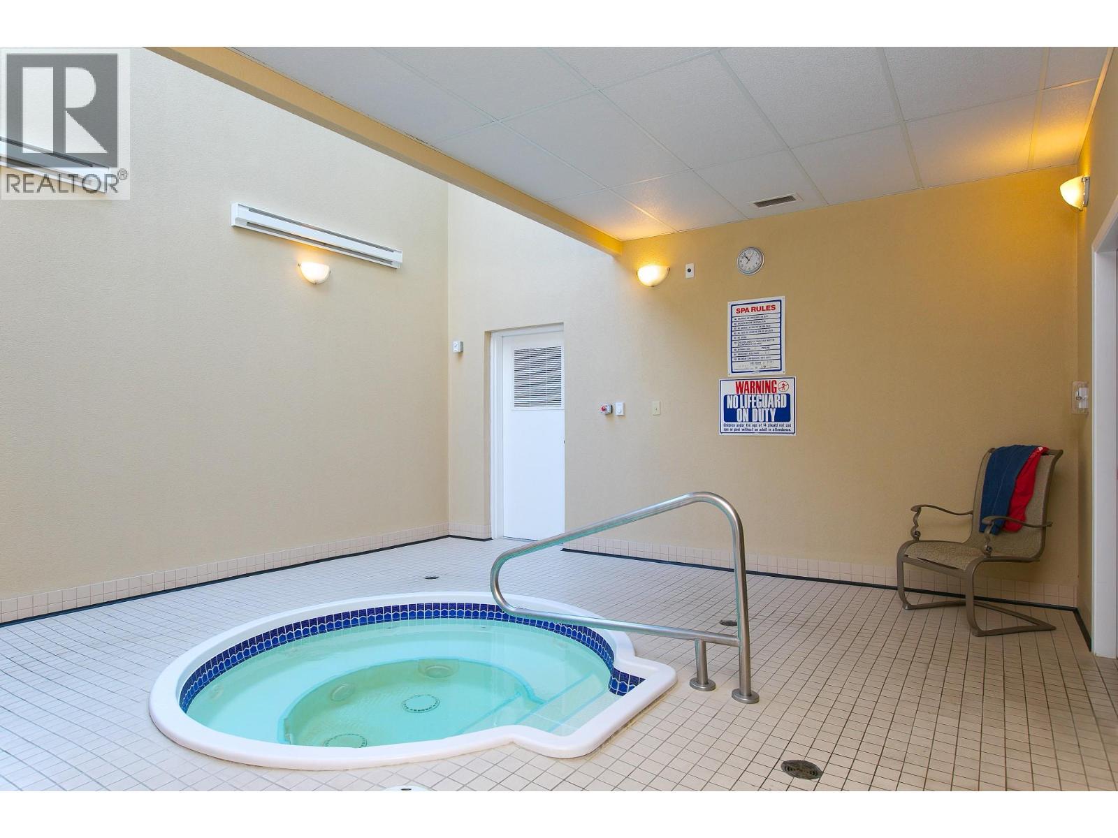 1966 Durnin Road Unit# 501, Kelowna, BC - Indoor Photo Showing Other Room