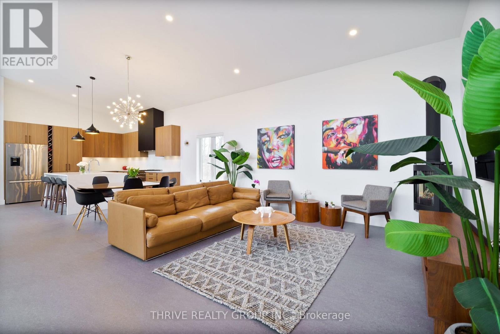 10107 Pinery Bluffs Road, Lambton Shores (Grand Bend), ON - Indoor Photo Showing Living Room