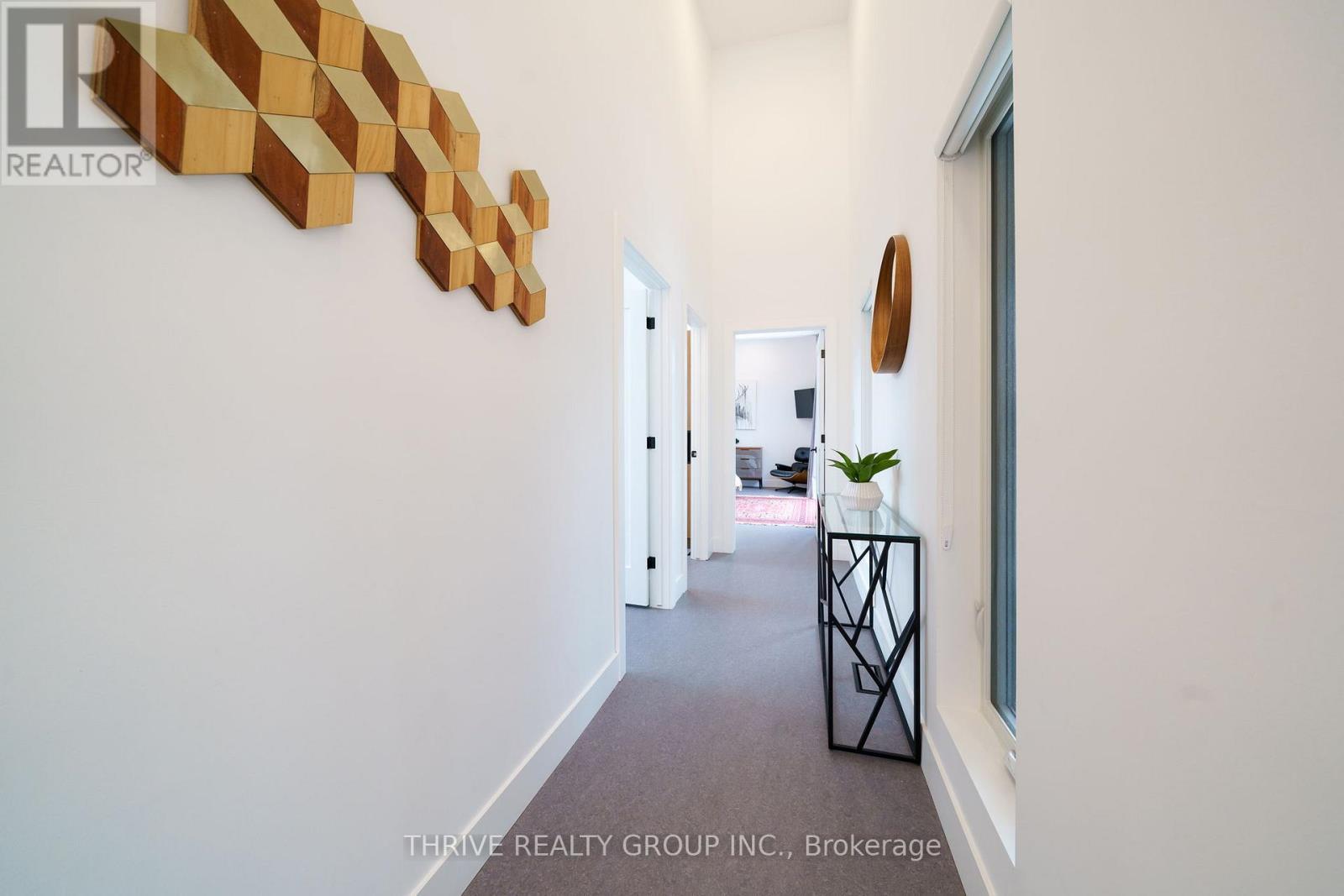 10107 Pinery Bluffs Road, Lambton Shores (Grand Bend), ON - Indoor Photo Showing Other Room