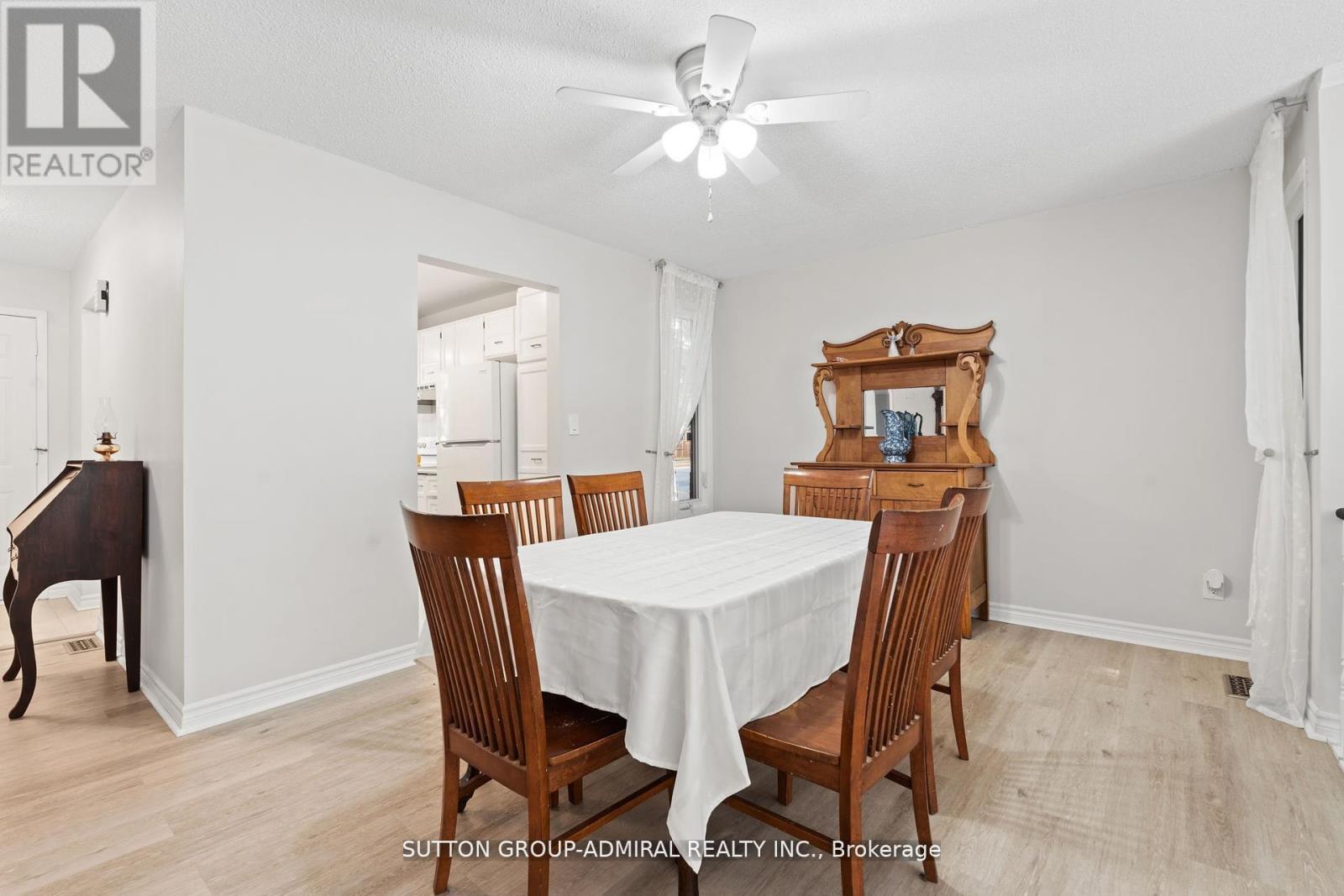 821 Bridle Path Crescent, Kingston, ON - Indoor Photo Showing Dining Room