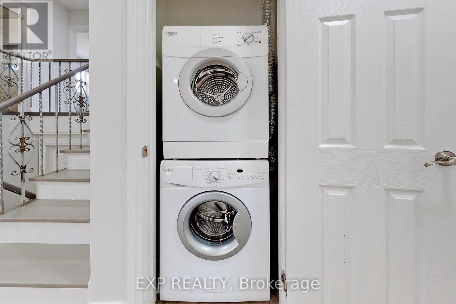 Main - 9 Silverview Drive, Toronto, ON - Indoor Photo Showing Laundry Room