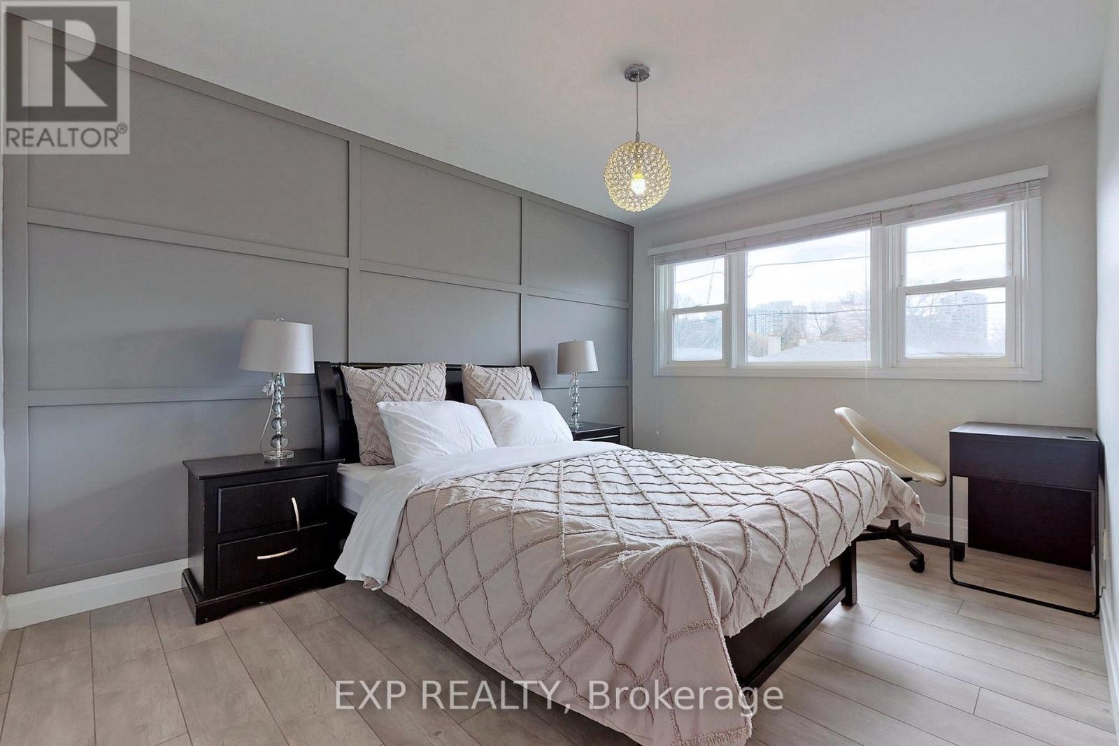 Main - 9 Silverview Drive, Toronto, ON - Indoor Photo Showing Bedroom