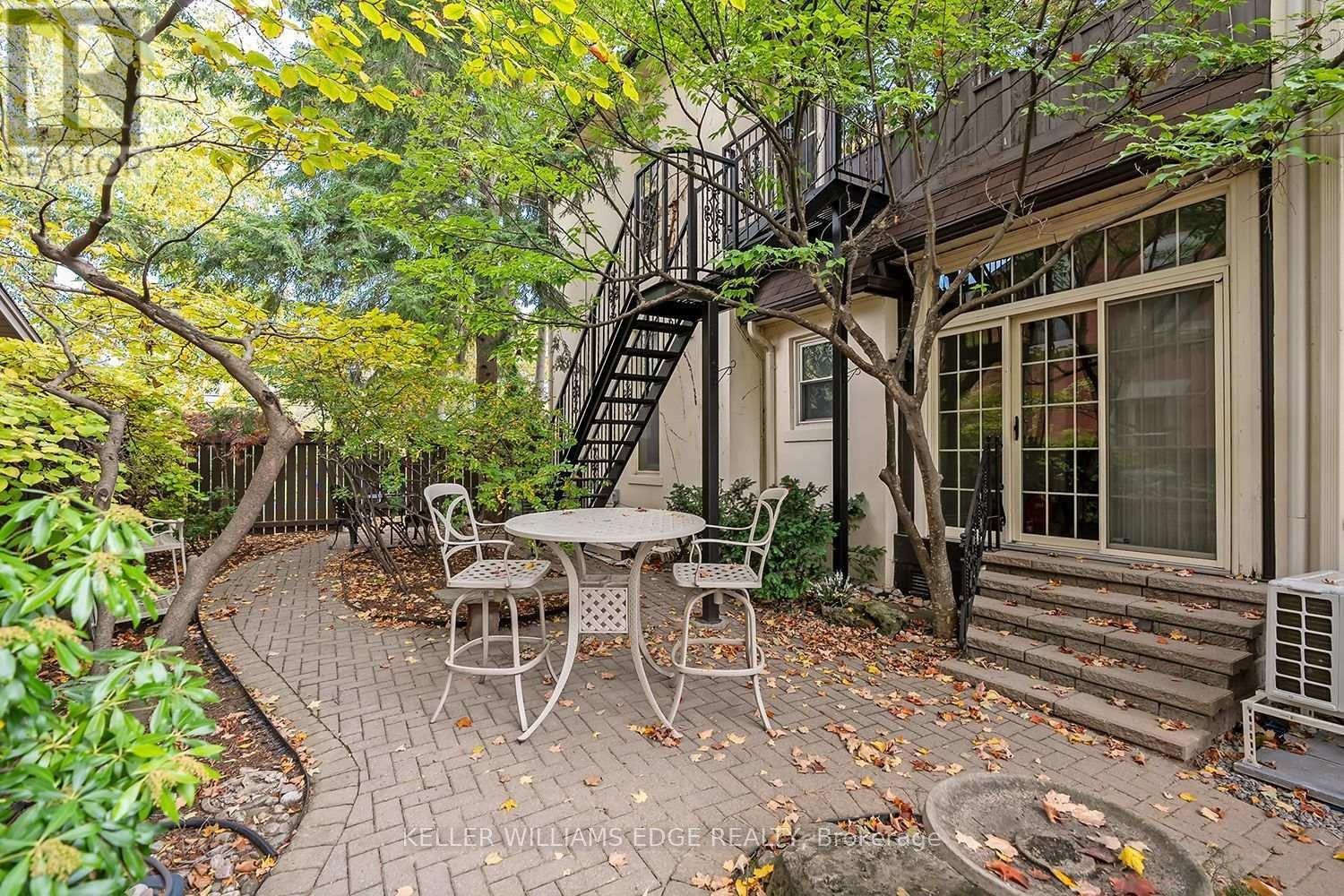 6 - 432 Burlington Avenue, Burlington, ON - Outdoor