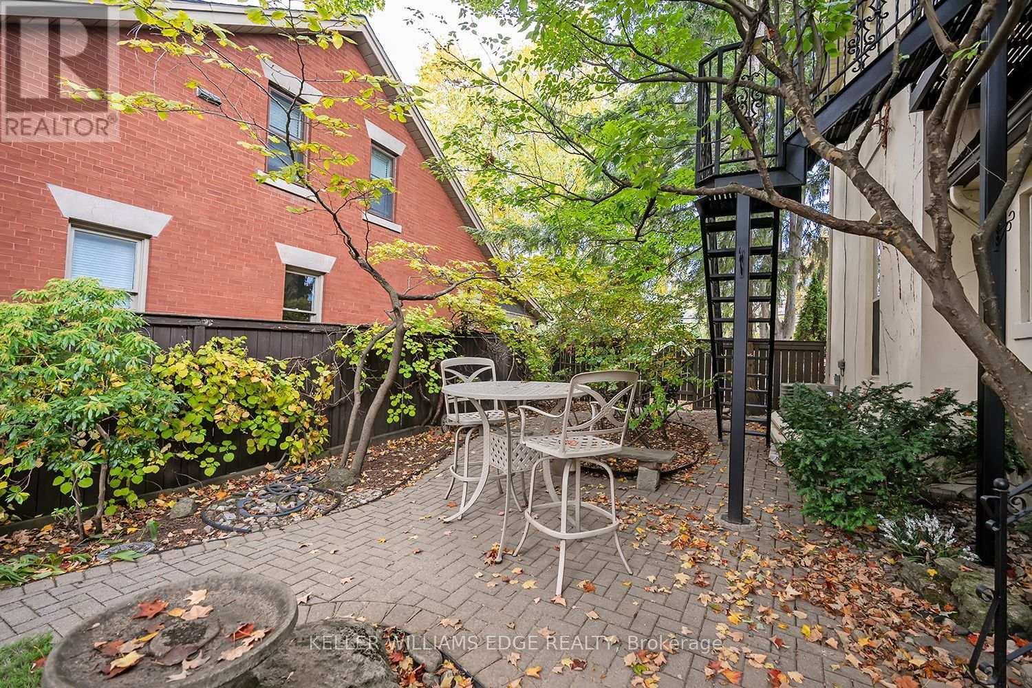 6 - 432 Burlington Avenue, Burlington, ON - Outdoor