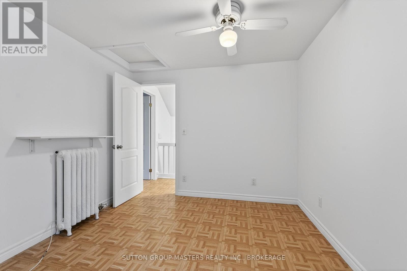 16 Corrigan Street, Kingston (East Of Sir John A. Blvd), ON - Indoor Photo Showing Other Room