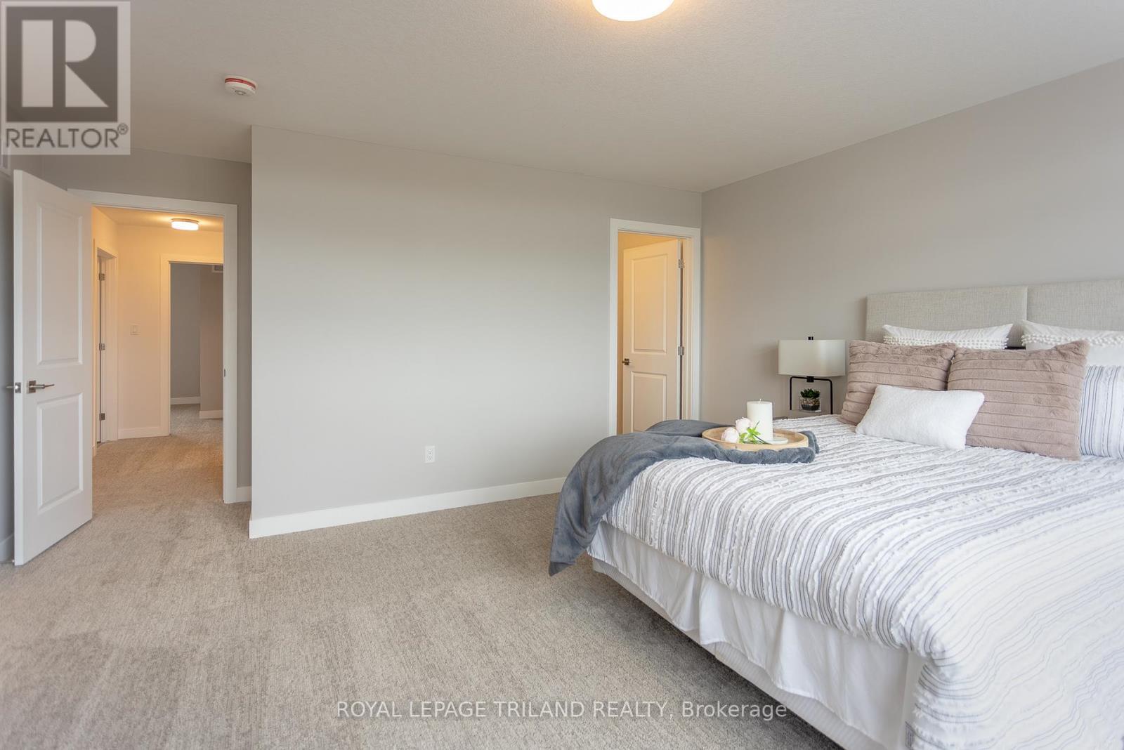 122 Styles Drive, St. Thomas, ON - Indoor Photo Showing Bedroom
