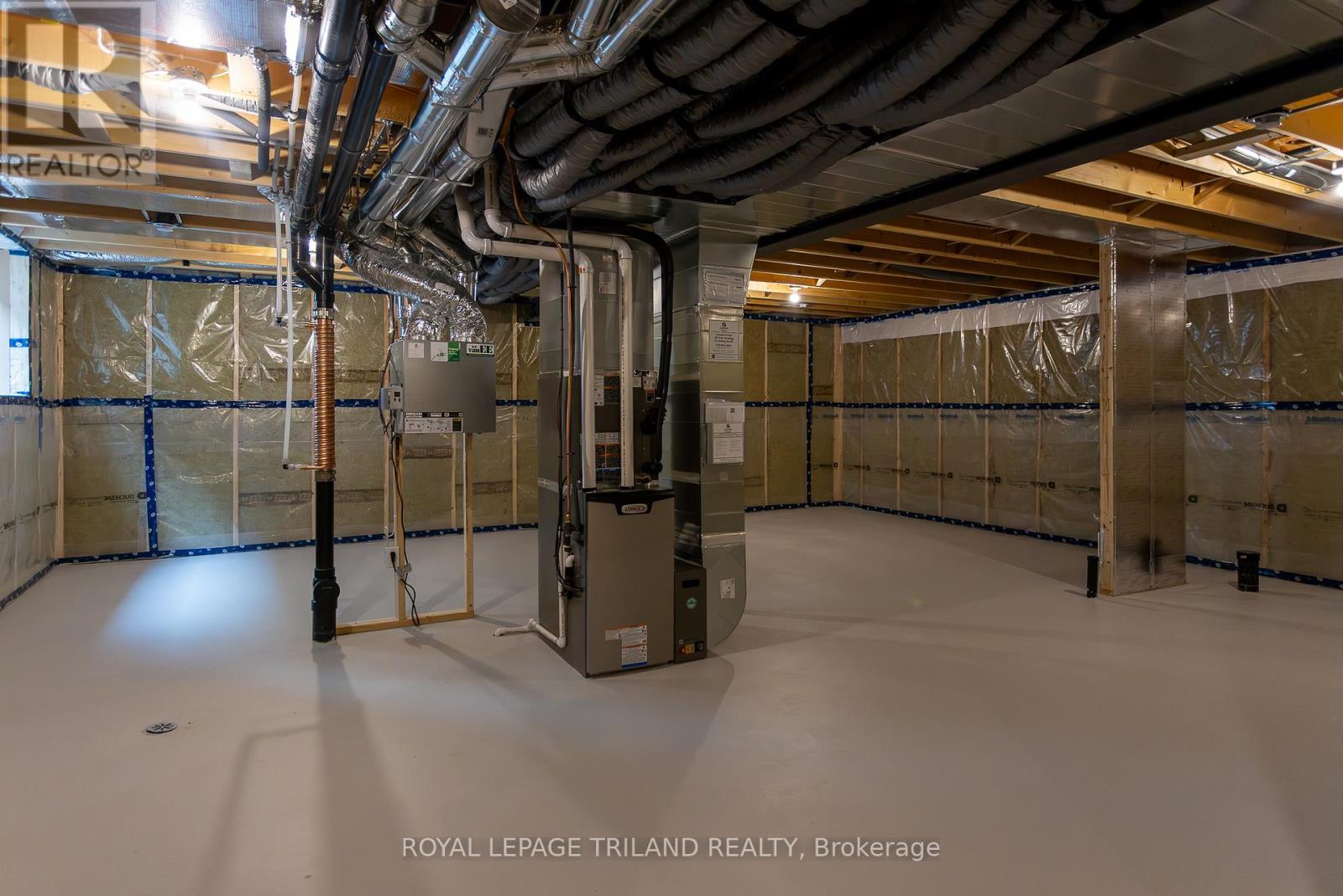 122 Styles Drive, St. Thomas, ON - Indoor Photo Showing Basement