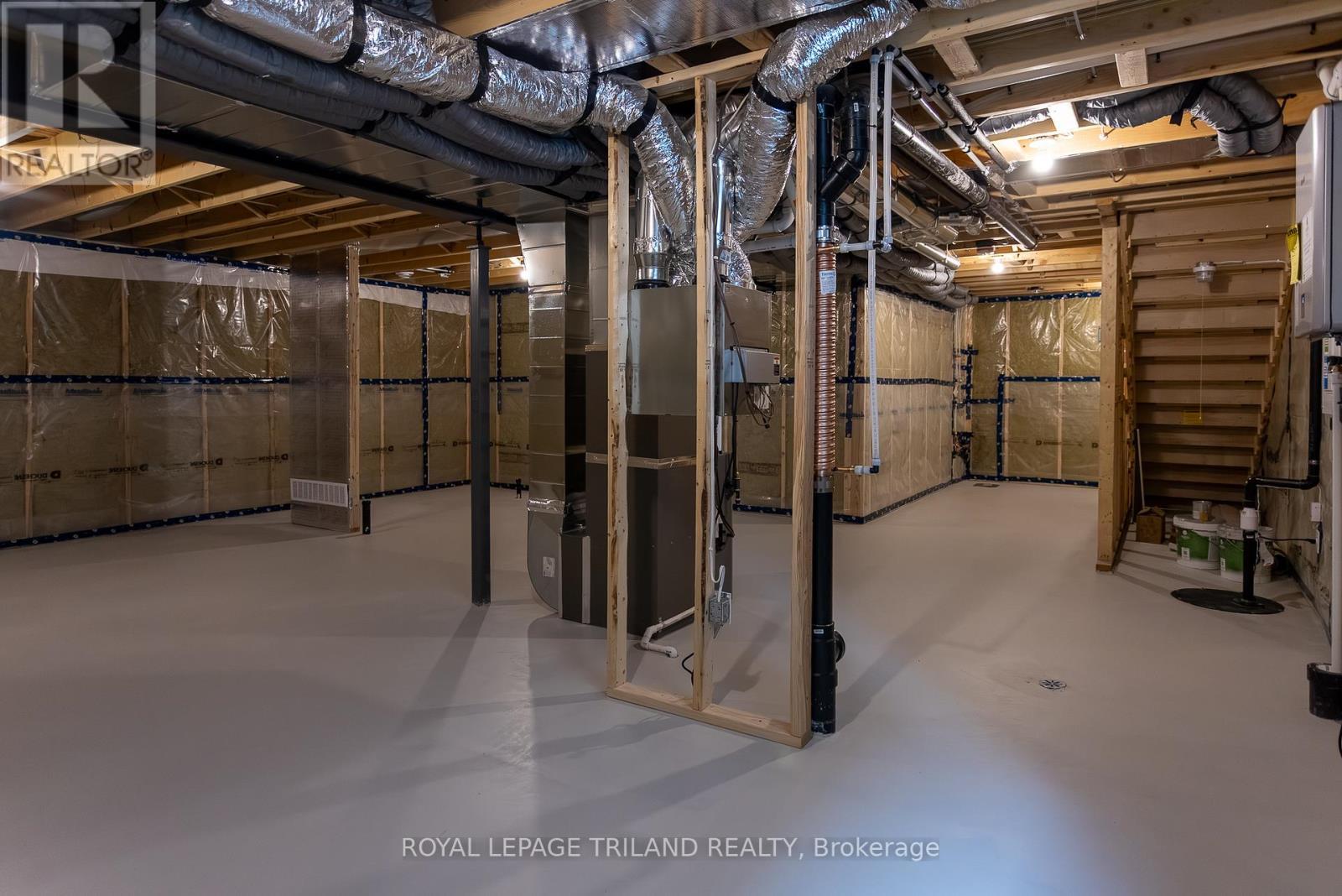 122 Styles Drive, St. Thomas, ON - Indoor Photo Showing Basement