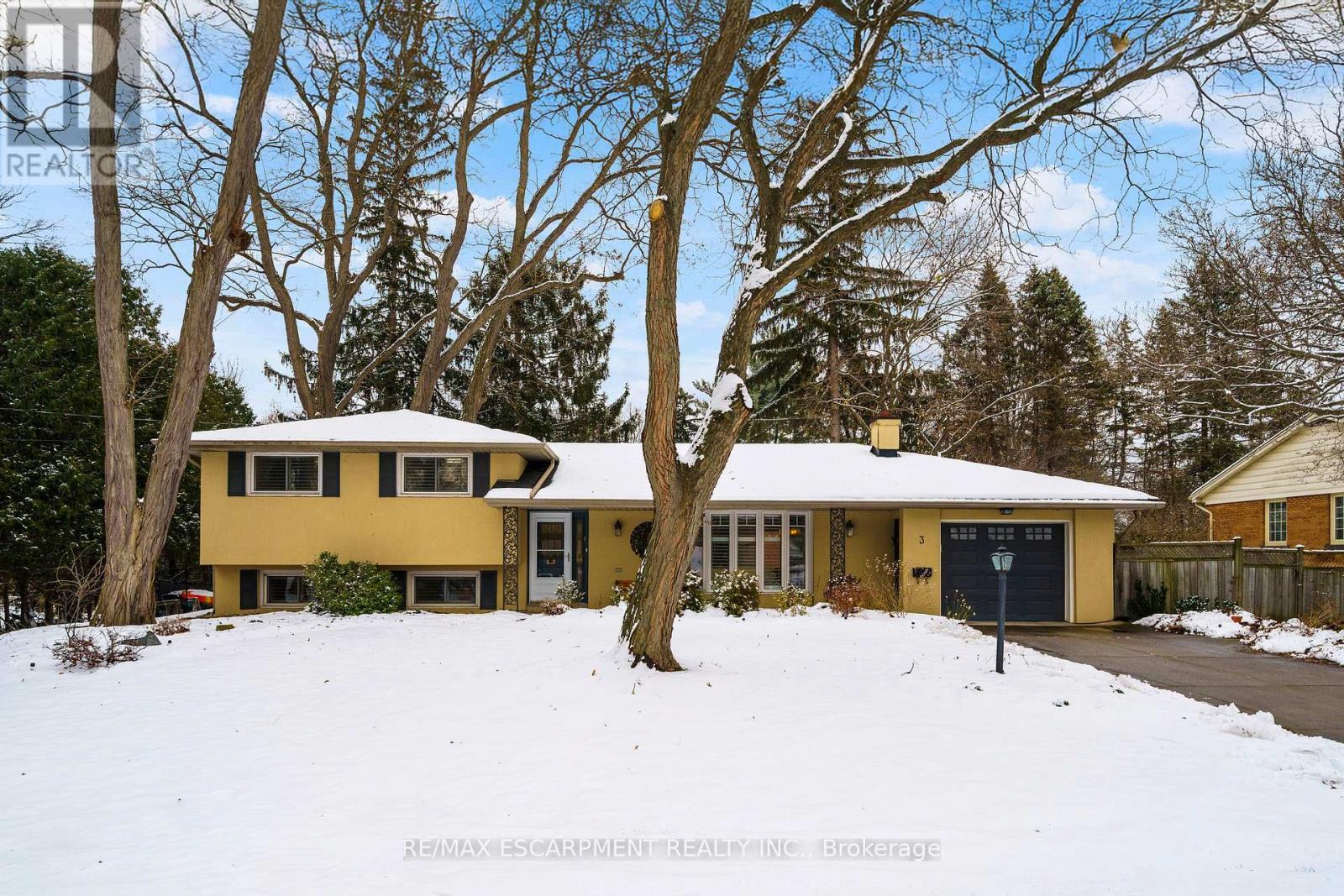 3 Hatfield Place, Hamilton, ON - Outdoor With Deck Patio Veranda