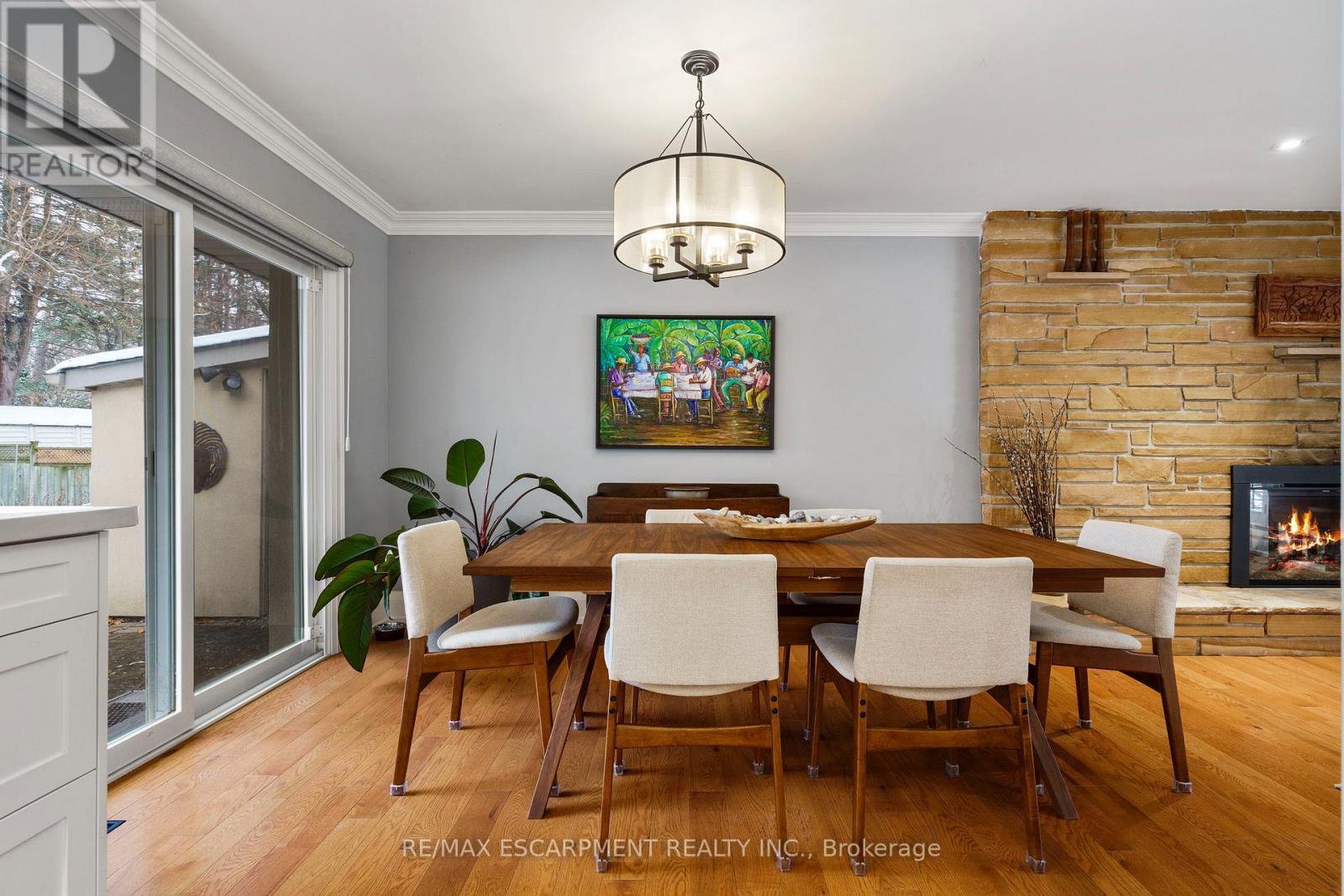 3 Hatfield Place, Hamilton, ON - Indoor Photo Showing Dining Room With Fireplace