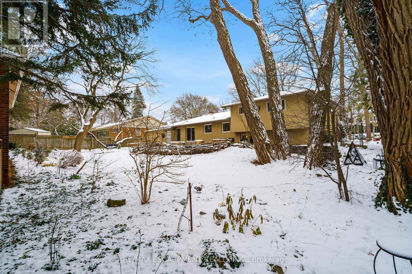 3 Hatfield Place, Hamilton, ON - Outdoor