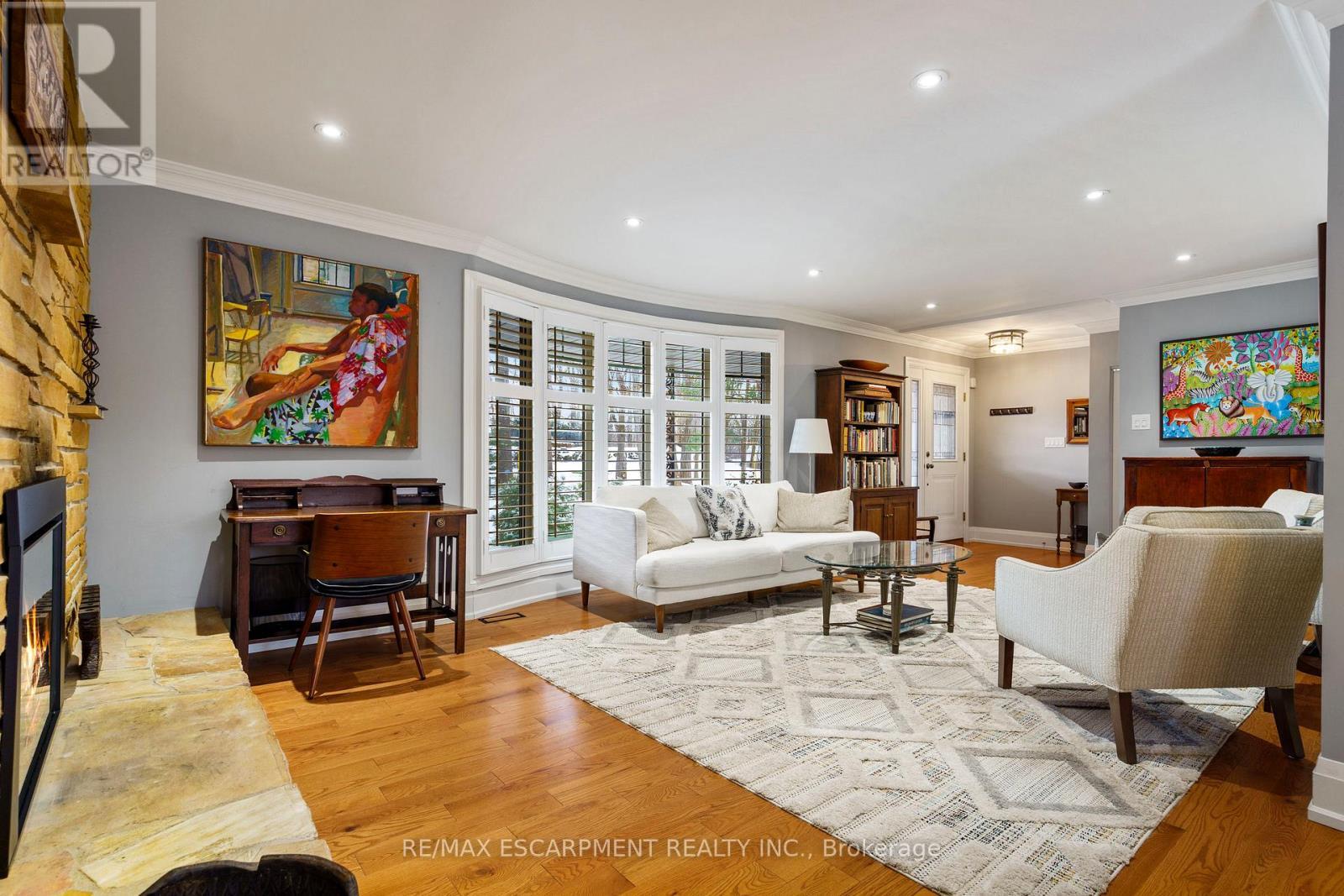 3 Hatfield Place, Hamilton, ON - Indoor Photo Showing Living Room