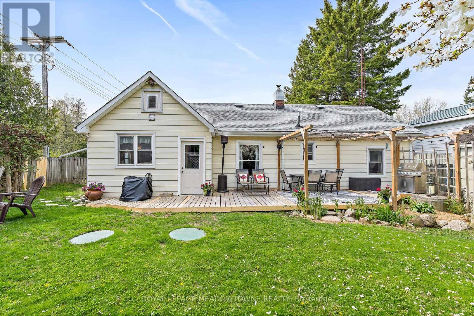 Exterior Rear View - 9201 24 Side Road, Erin, ON - Outdoor With Deck Patio Veranda