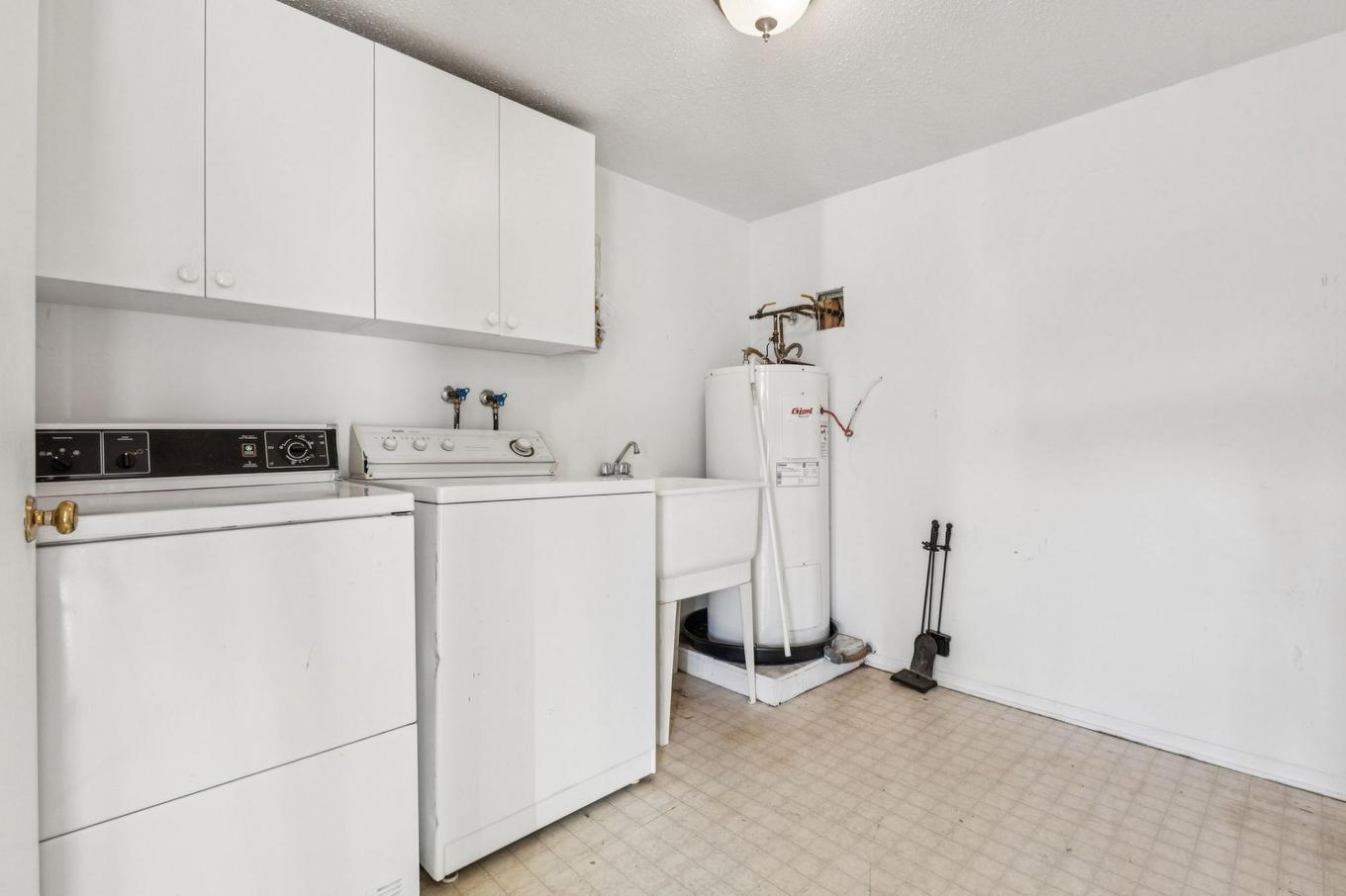 Salle de lavage - 6-15 Imp. De La Roseraie, Gatineau (Hull), QC - Indoor Photo Showing Laundry Room