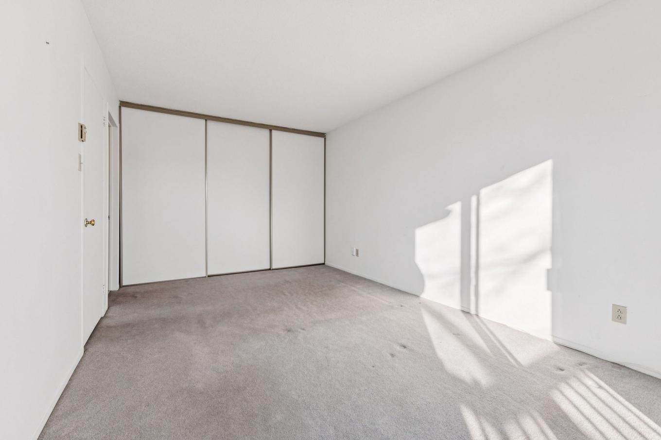 Chambre à coucher principale - 6-15 Imp. De La Roseraie, Gatineau (Hull), QC - Indoor Photo Showing Other Room