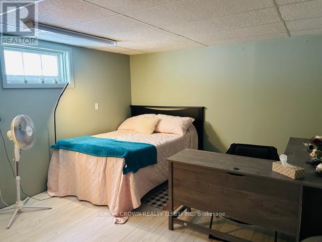 15 St Lawrence Avenue, Kapuskasing, ON - Indoor Photo Showing Bedroom