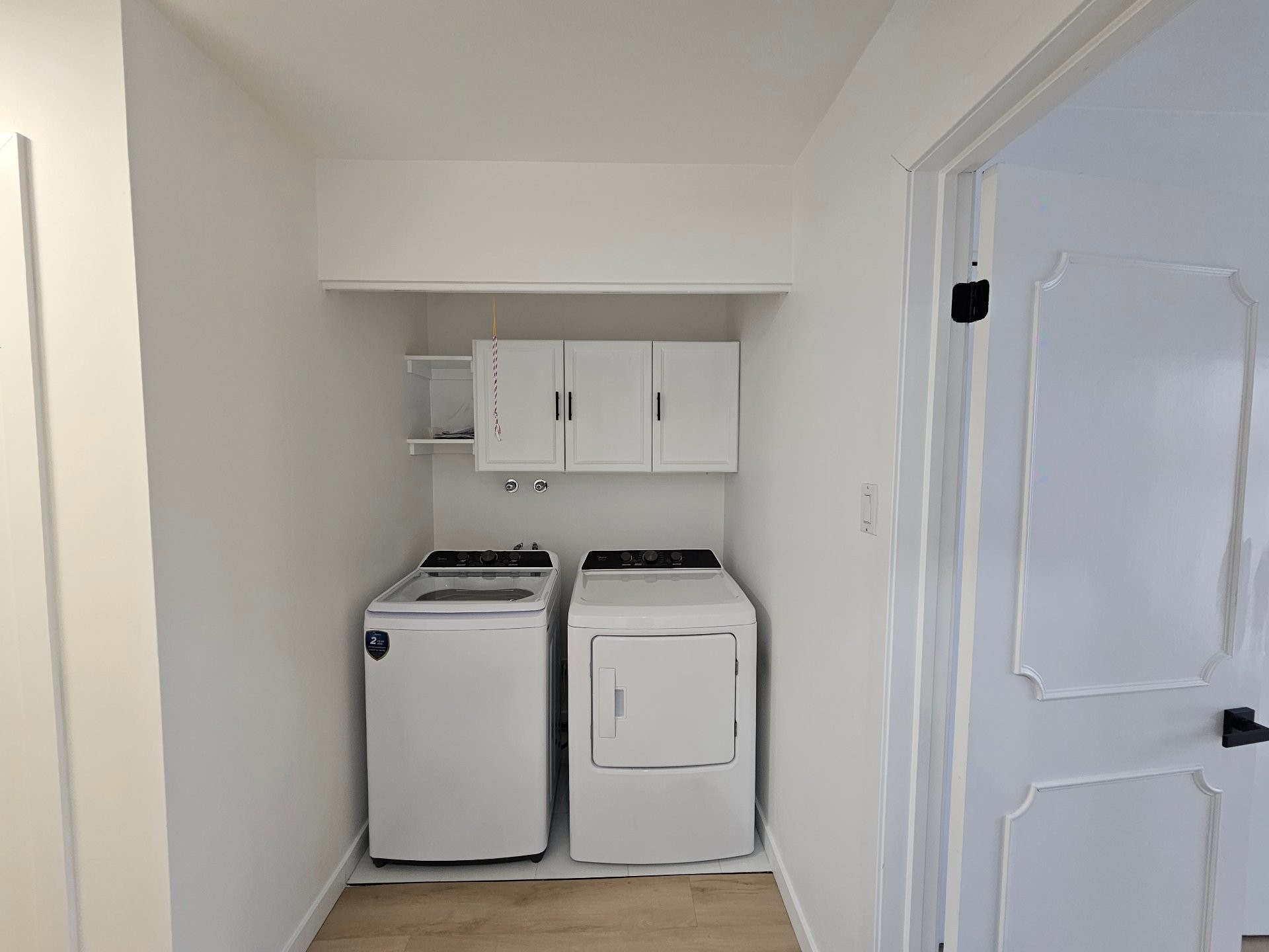 Salle de lavage - 4-7900 Rue Madeleine-Huguenin, Montréal (Mercier/Hochelaga-Maisonneuve), QC - Indoor Photo Showing Laundry Room