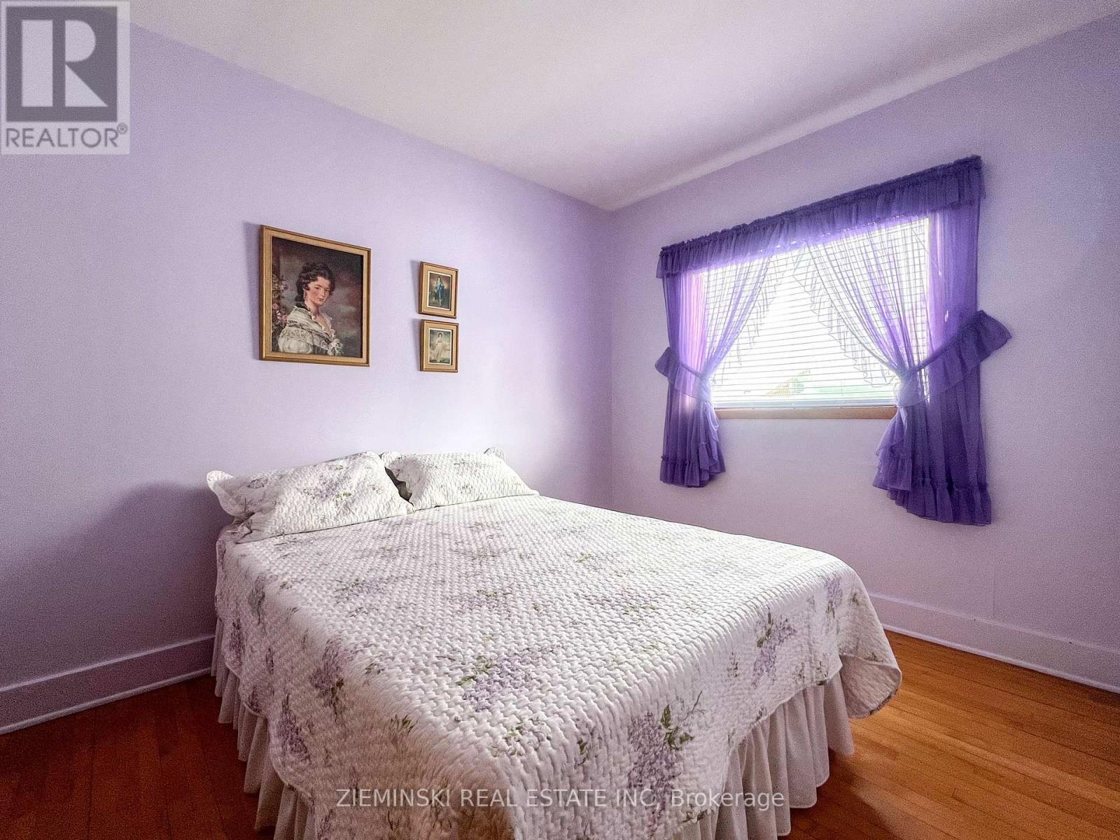 68 Second Avenue, Smooth Rock Falls (Srf), ON - Indoor Photo Showing Bedroom