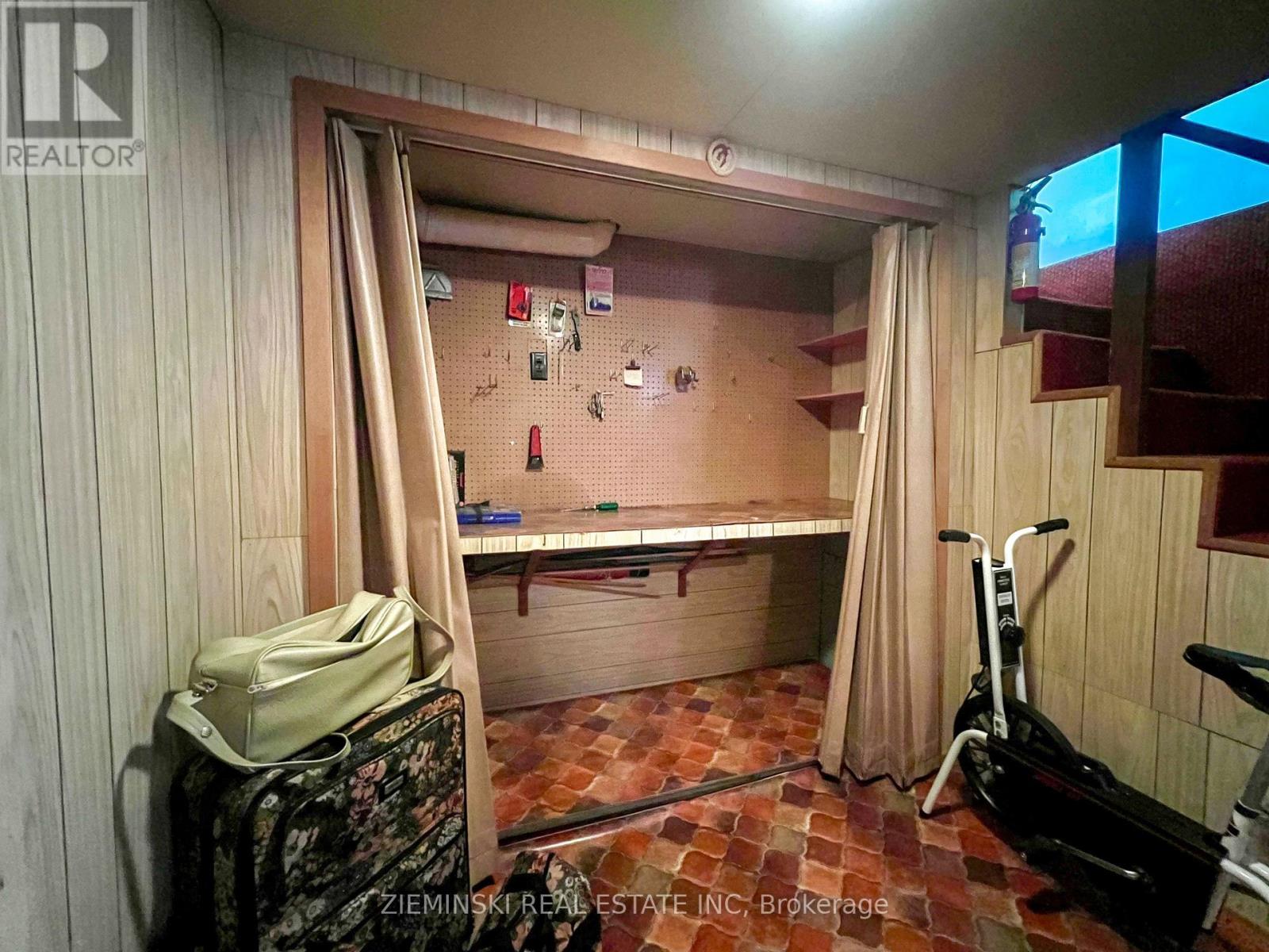 68 Second Avenue, Smooth Rock Falls (Srf), ON - Indoor