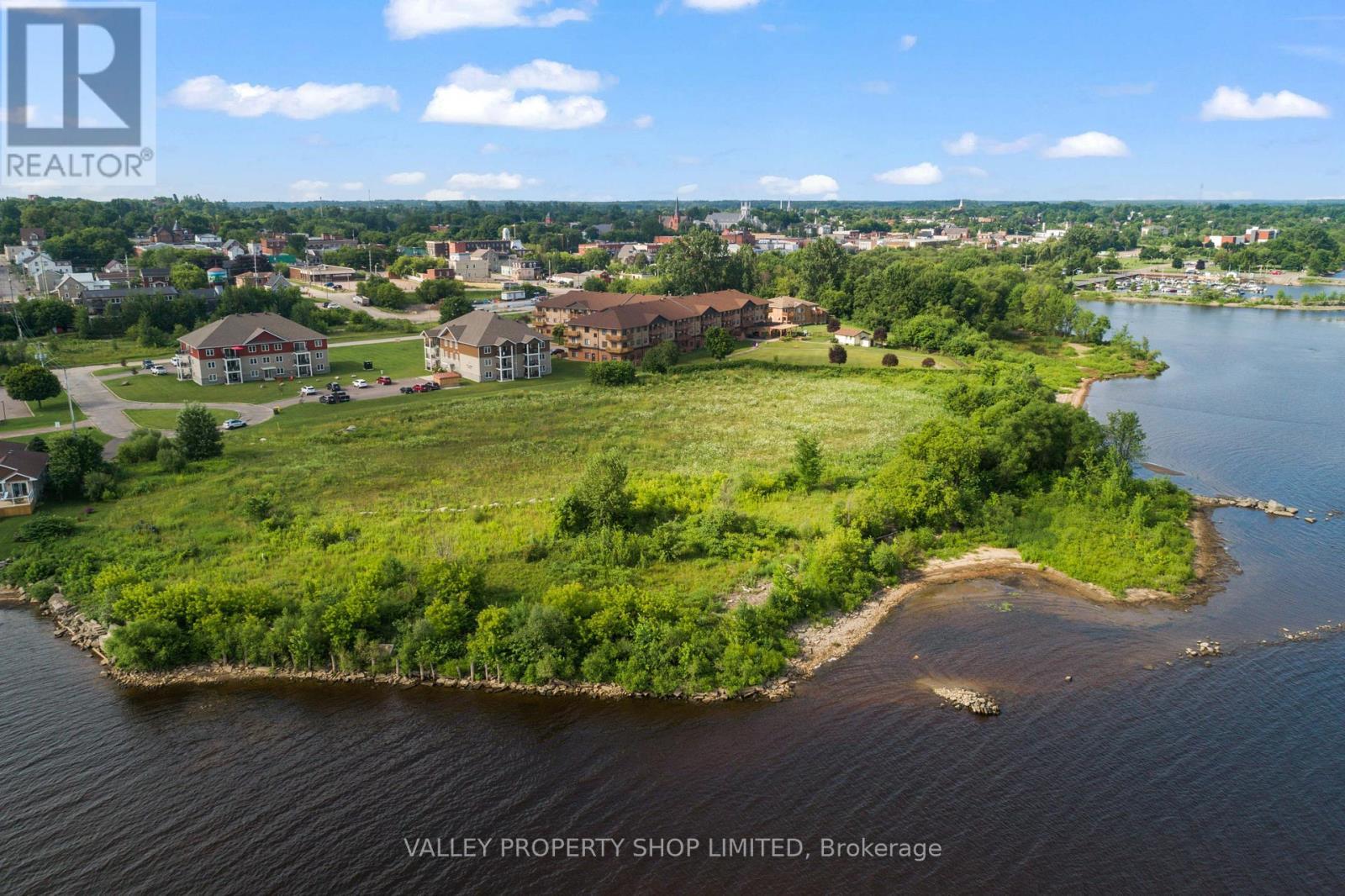 00 Maple Avenue N, Pembroke, ON