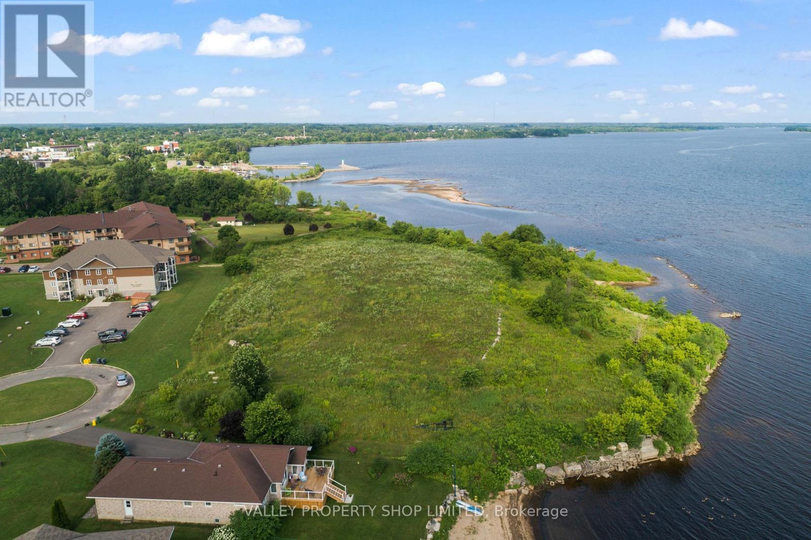 00 Maple Avenue N, Pembroke, ON