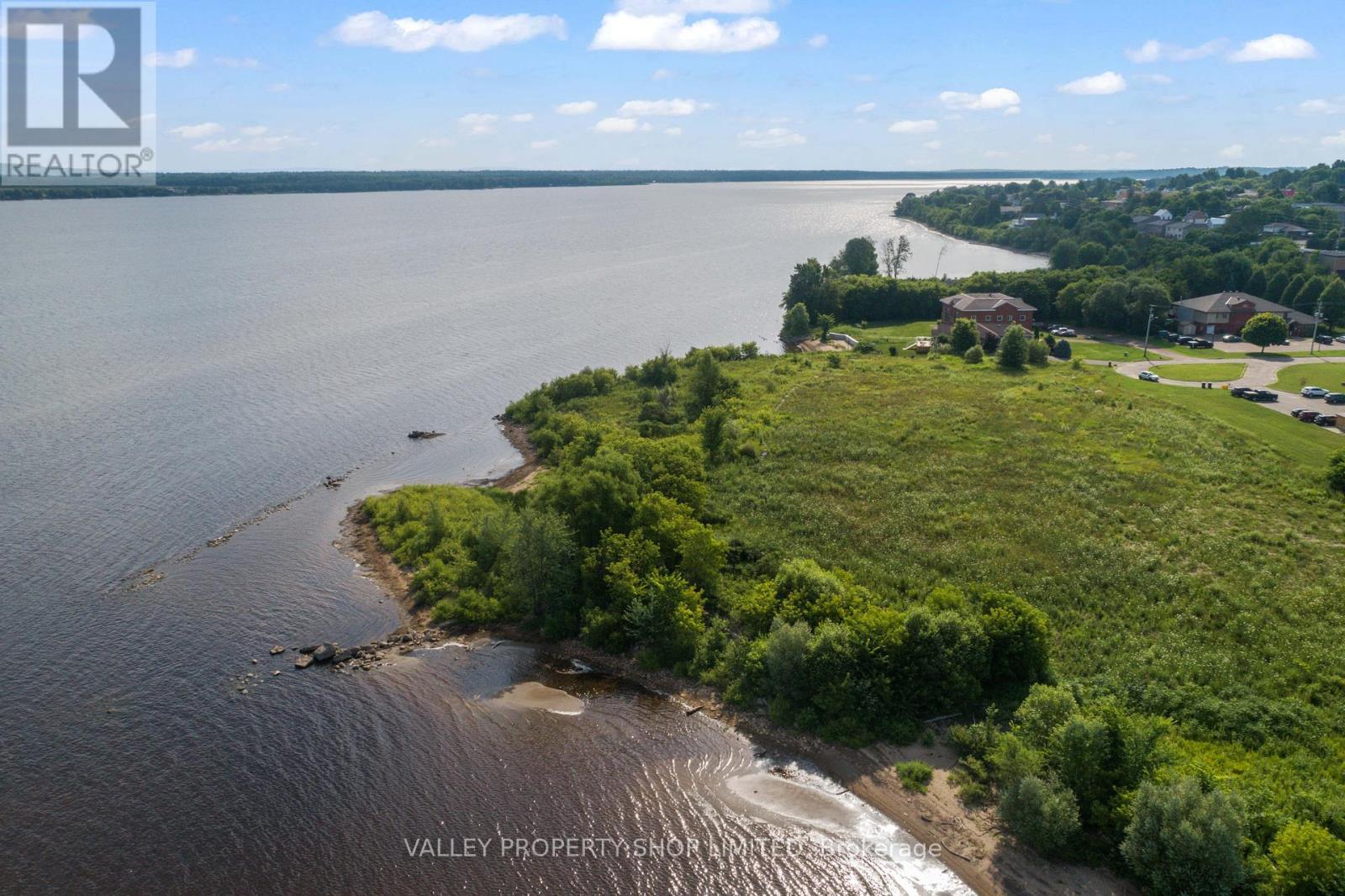 00 Maple Avenue N, Pembroke, ON