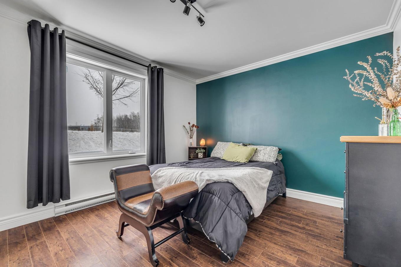 Chambre à coucher principale - 4811 Rue Des Samares, Québec (Charlesbourg), QC - Indoor Photo Showing Bedroom