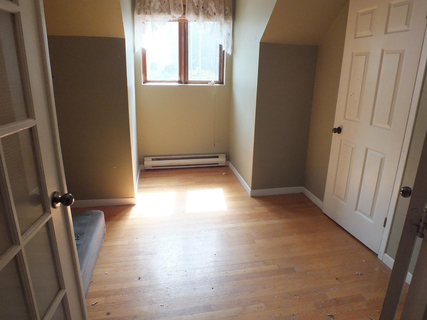 Bedroom - 31 Ch. Du Grand-Rang, Sainte-Émélie-De-L'Énergie, QC - Indoor Photo Showing Other Room