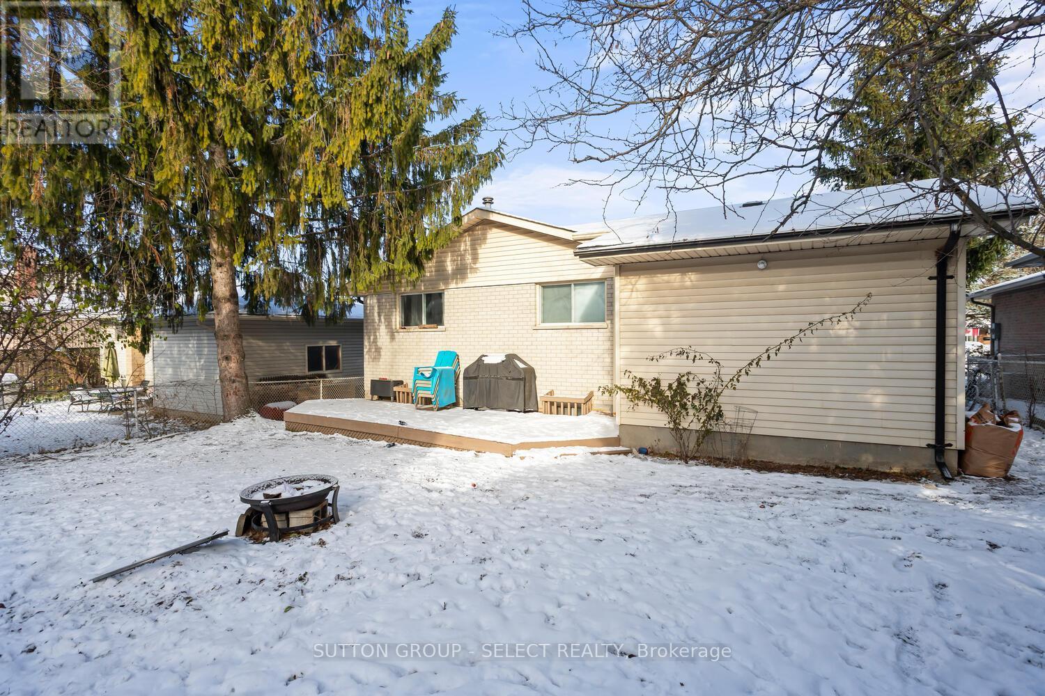 31 Meadowview Road, London South (South O), ON - Outdoor