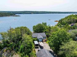 4526 Prospect Road Bayside, NS B3Z 1L7