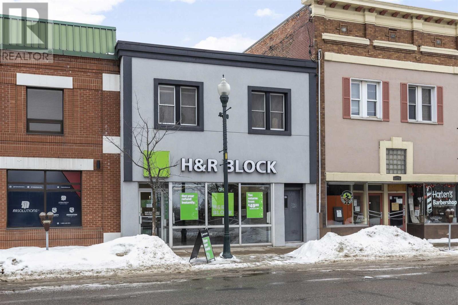 732-734 Queen St E, Sault Ste. Marie, ON