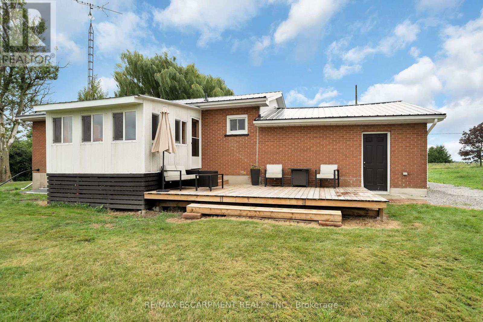 1073 Concession 6 Woodhouse Road, Norfolk, ON - Outdoor With Deck Patio Veranda