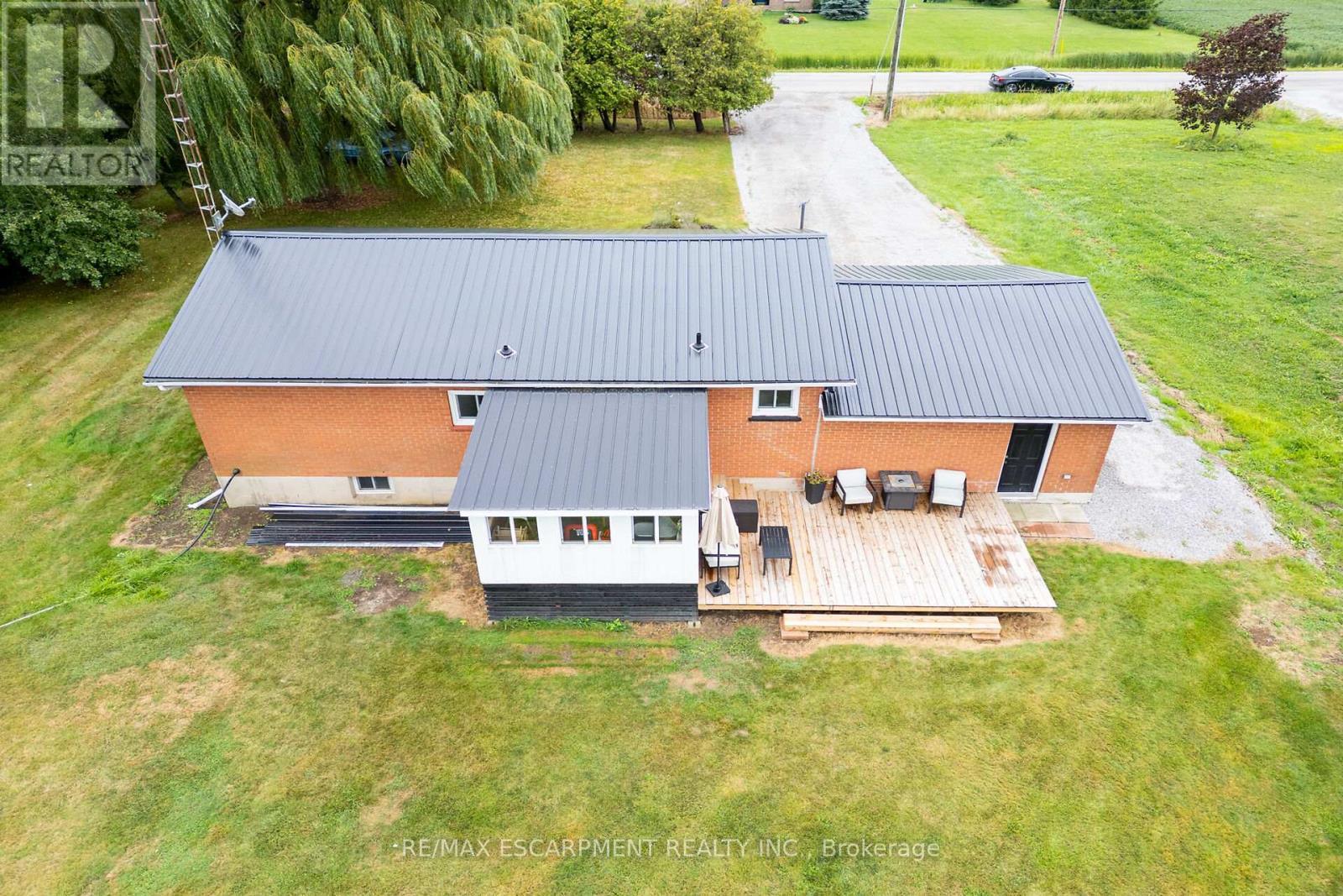 1073 Concession 6 Woodhouse Road, Norfolk, ON - Outdoor With Deck Patio Veranda