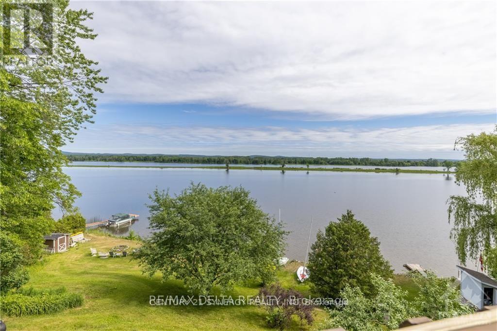 3641 Principale Street, Alfred And Plantagenet, ON - Outdoor With Body Of Water With View