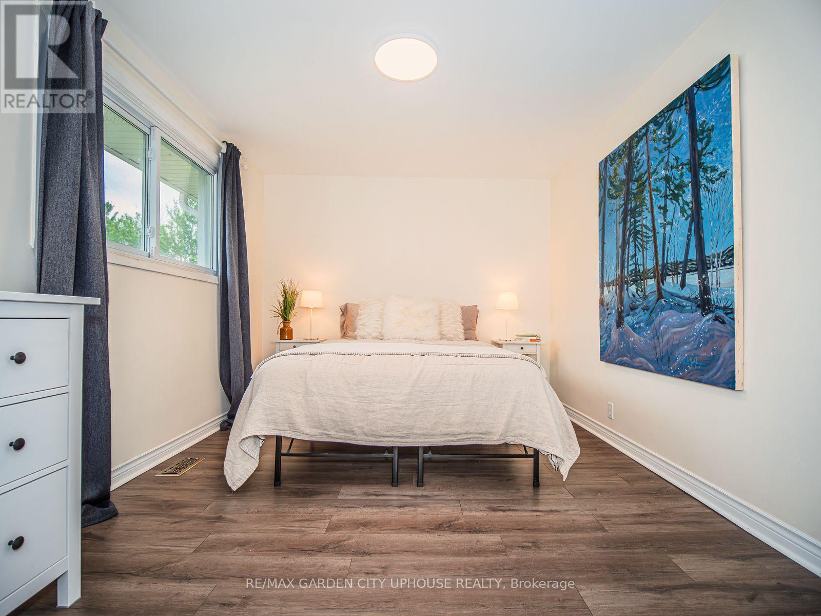 373 Darby Road, Welland (Cooks Mills), ON - Indoor Photo Showing Bedroom