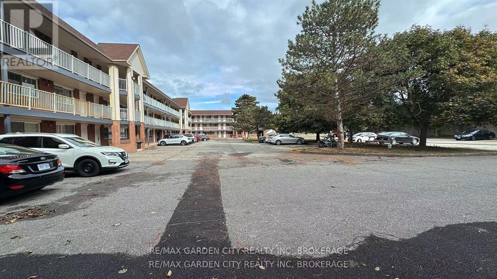 Commercial Unit - 7737 Lundy'S Lane, Niagara Falls (Ascot), ON