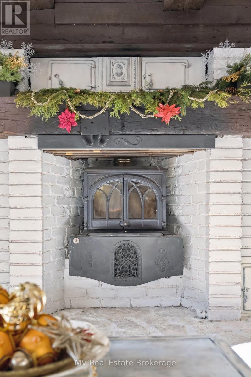 6 Millridge Estate Private, Centre Wellington (Elora/Salem), ON - Outdoor