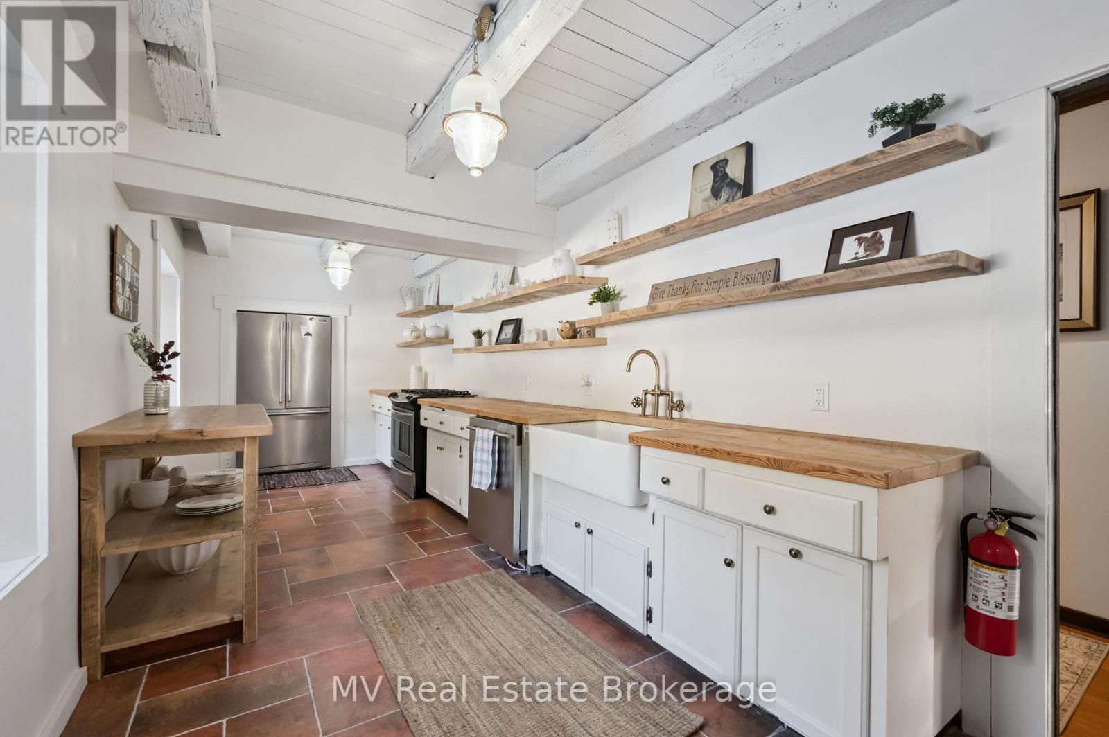 6 Millridge Estate Private, Centre Wellington (Elora/Salem), ON - Indoor Photo Showing Other Room