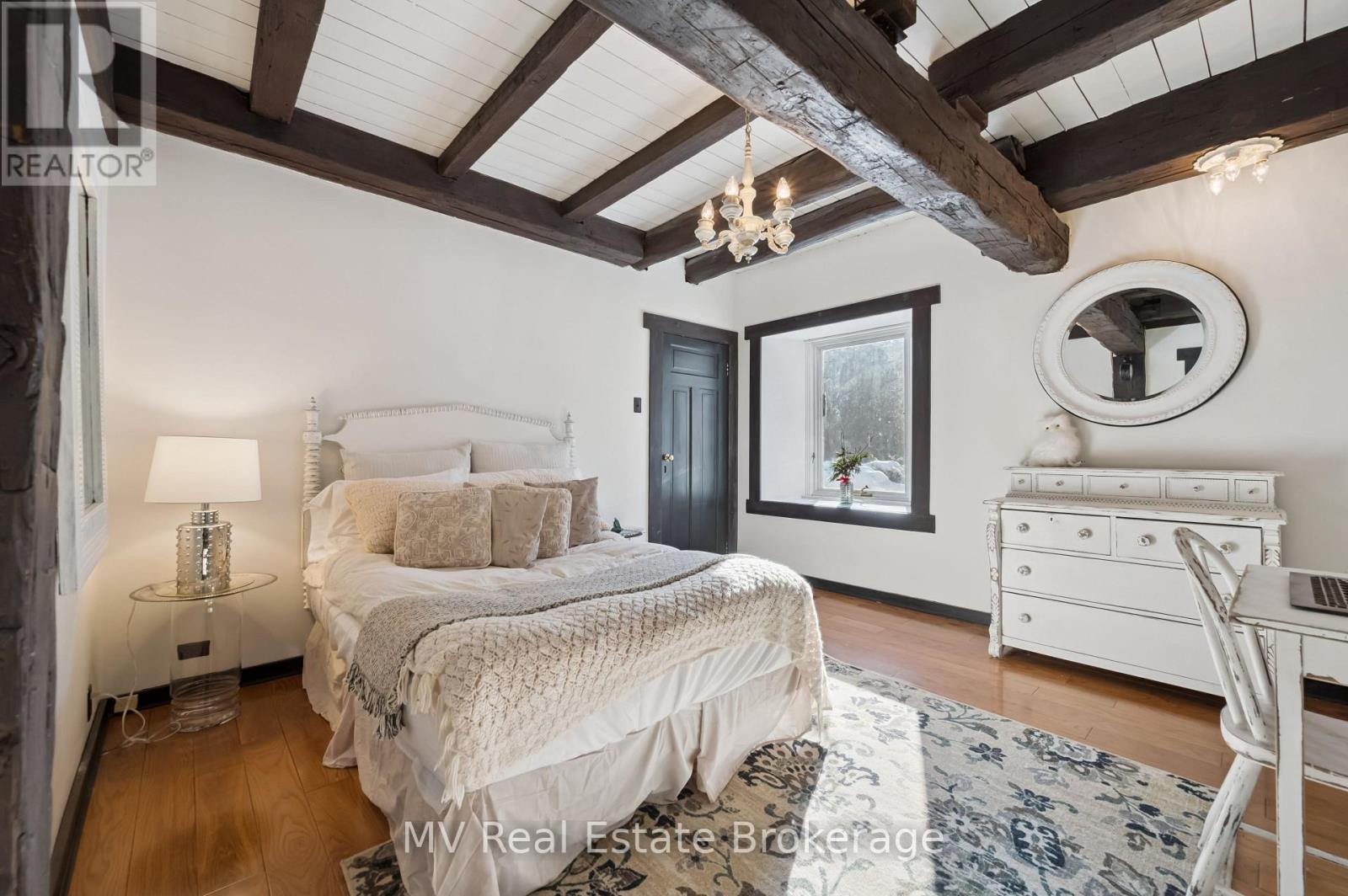 6 Millridge Estate Private, Centre Wellington (Elora/Salem), ON - Indoor Photo Showing Bedroom