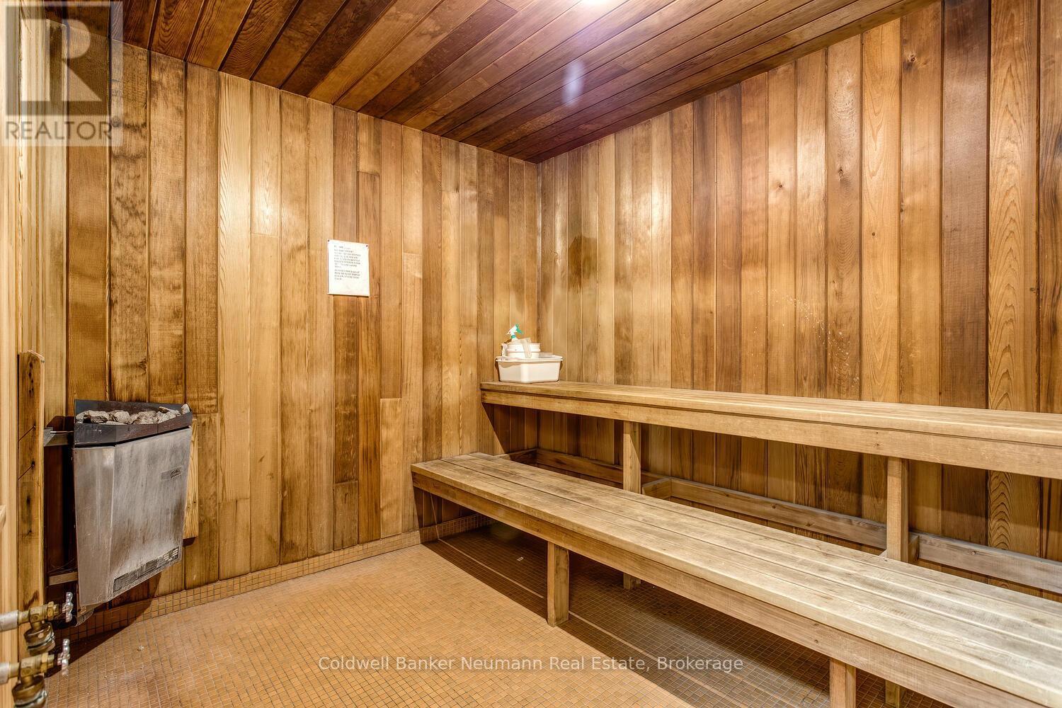 205 - 23 Woodlawn Road E, Guelph (Riverside Park), ON - Indoor Photo Showing Other Room