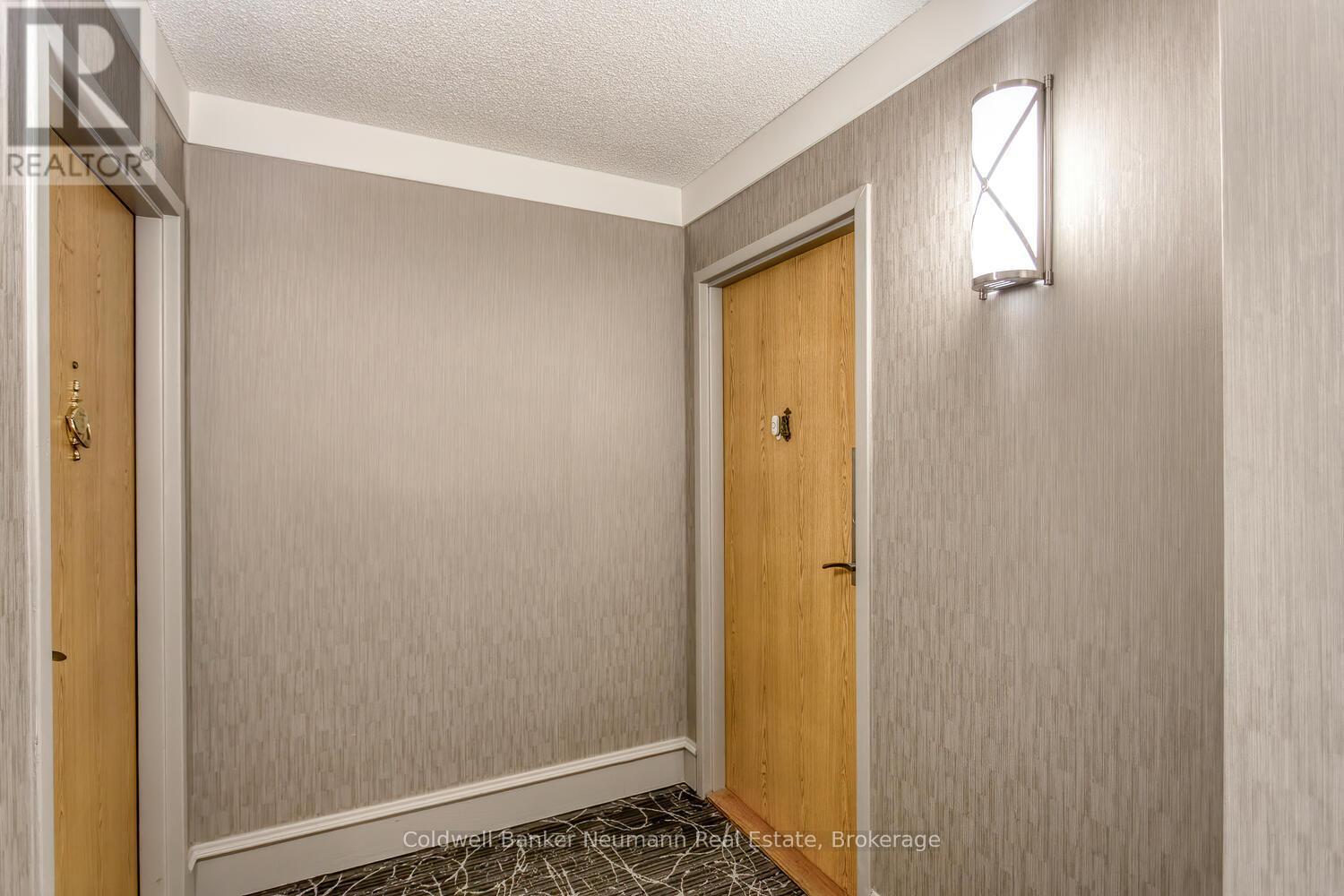 205 - 23 Woodlawn Road E, Guelph (Riverside Park), ON - Indoor Photo Showing Other Room
