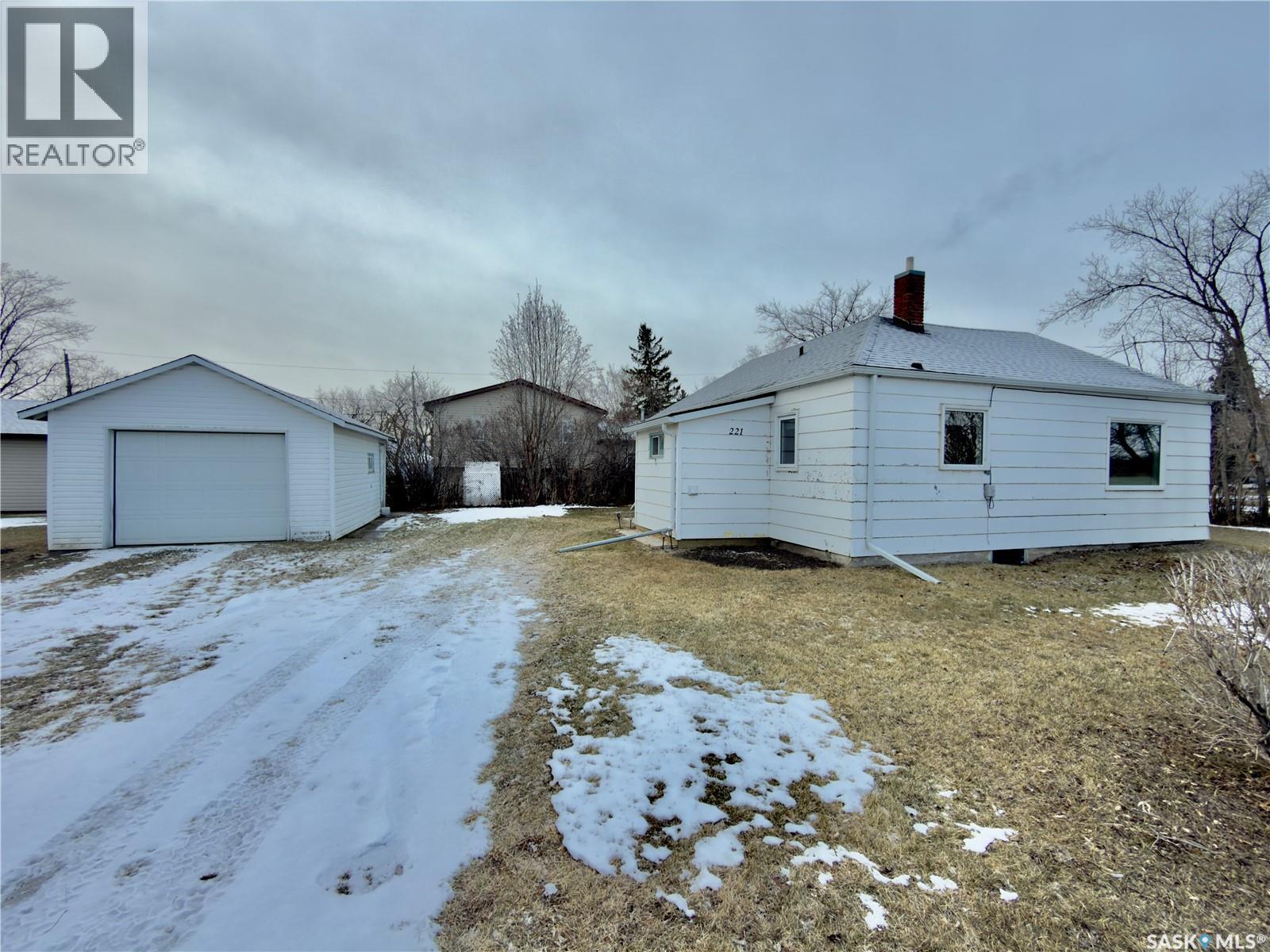221 Elsa Street, Margo, SK - Outdoor