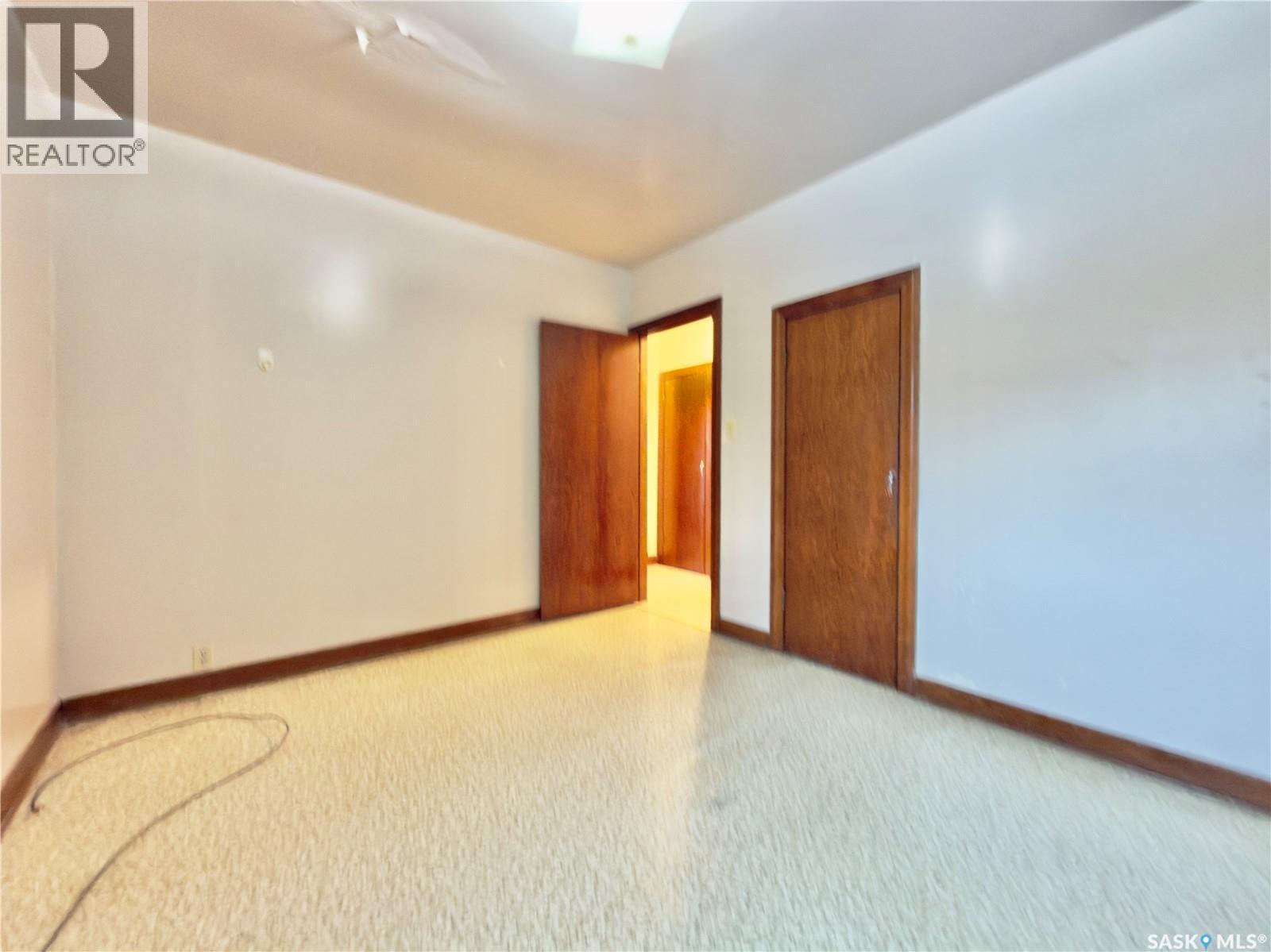 221 Elsa Street, Margo, SK - Indoor Photo Showing Other Room