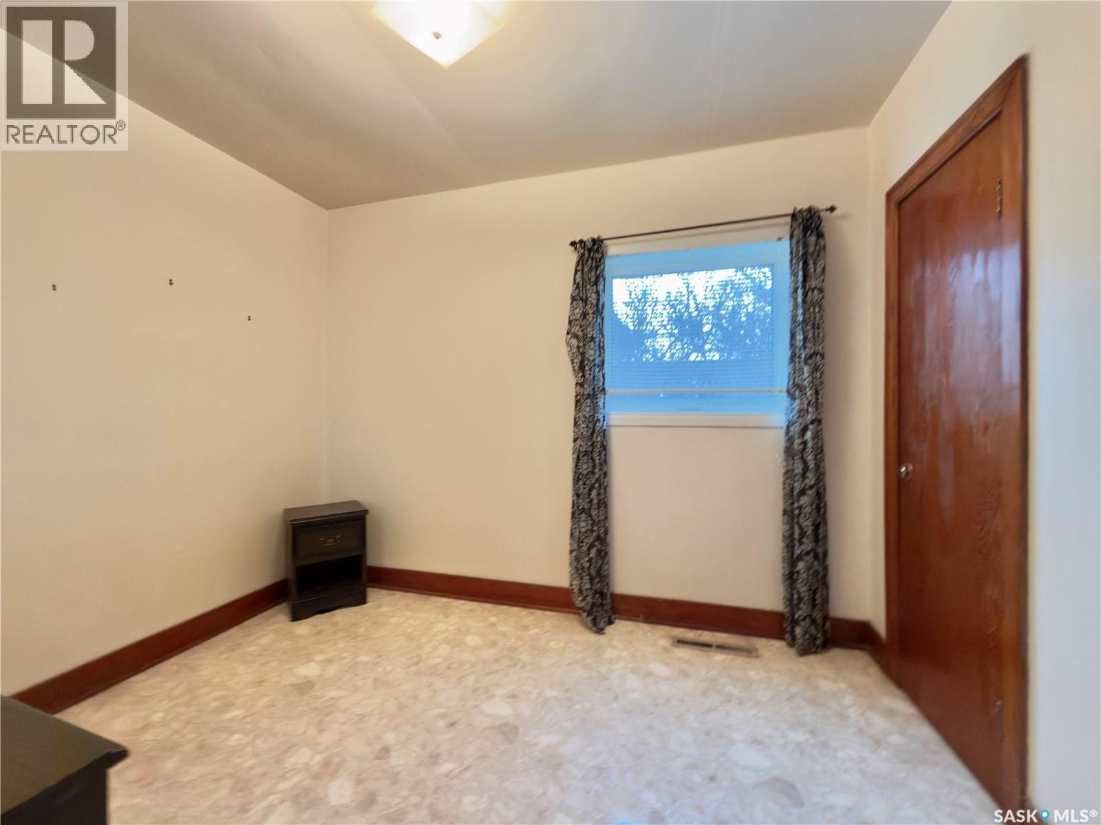 221 Elsa Street, Margo, SK - Indoor Photo Showing Other Room